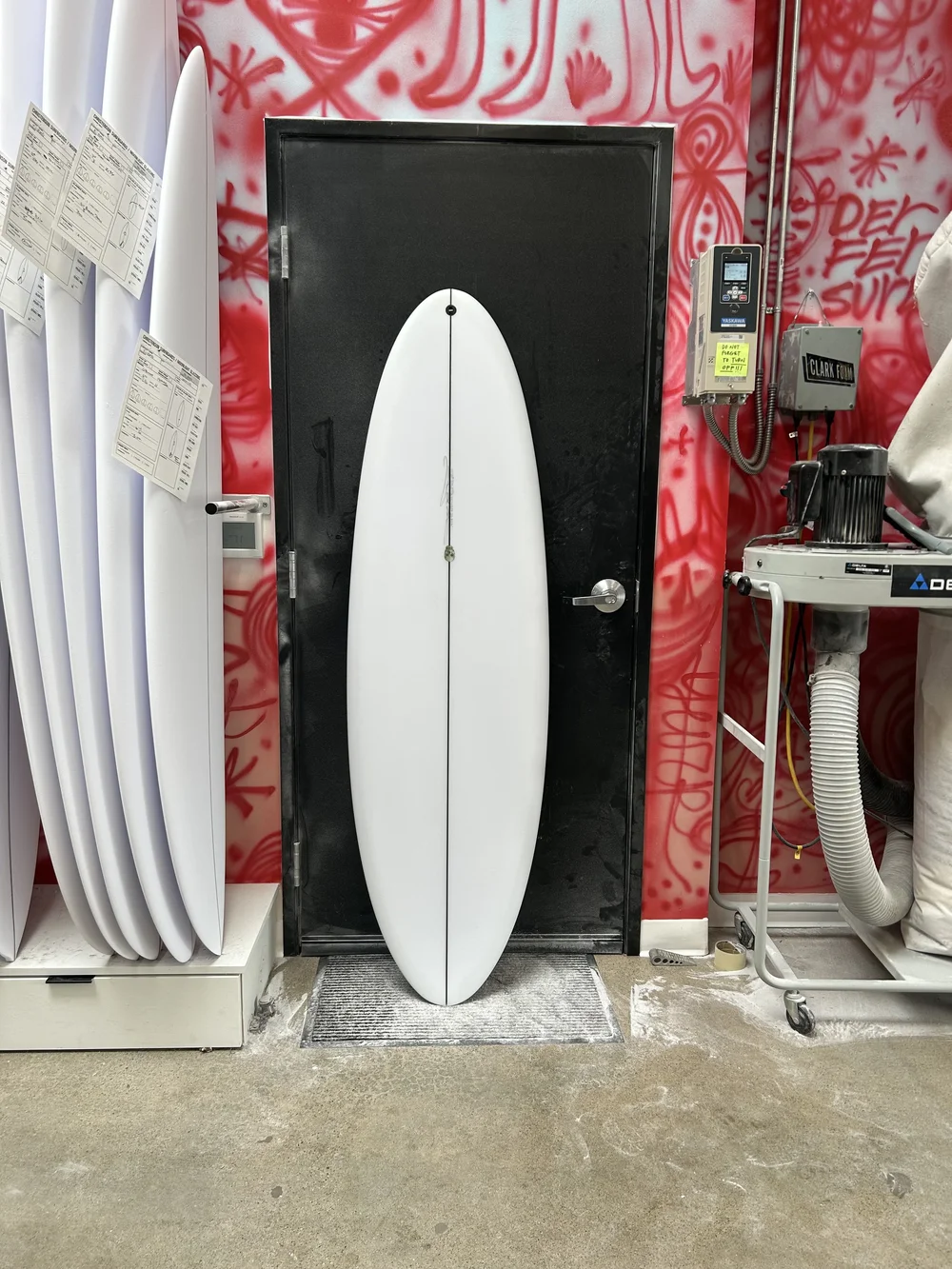 yow ヤウ　christenson butterballs 6'2 Chris Christenson OP-4 (Black Rails) — Surf Garage