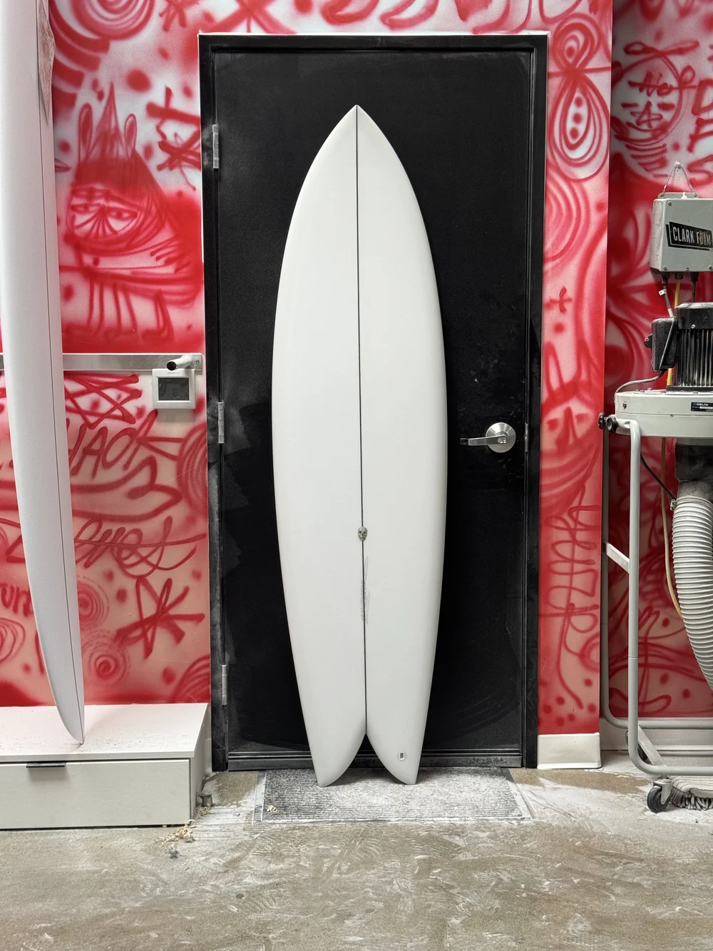 サーフィン・ボディボード CHRISTENSON KEEL SPECIAL USED】CHRISTENSON DEAD SLED 9'5