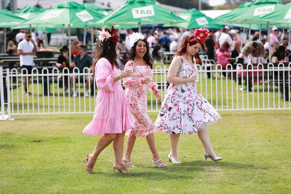  GAZi PHOTOGRAPHYGOLD COAST TURF CLUBPINK RIBBON RACEDAY 