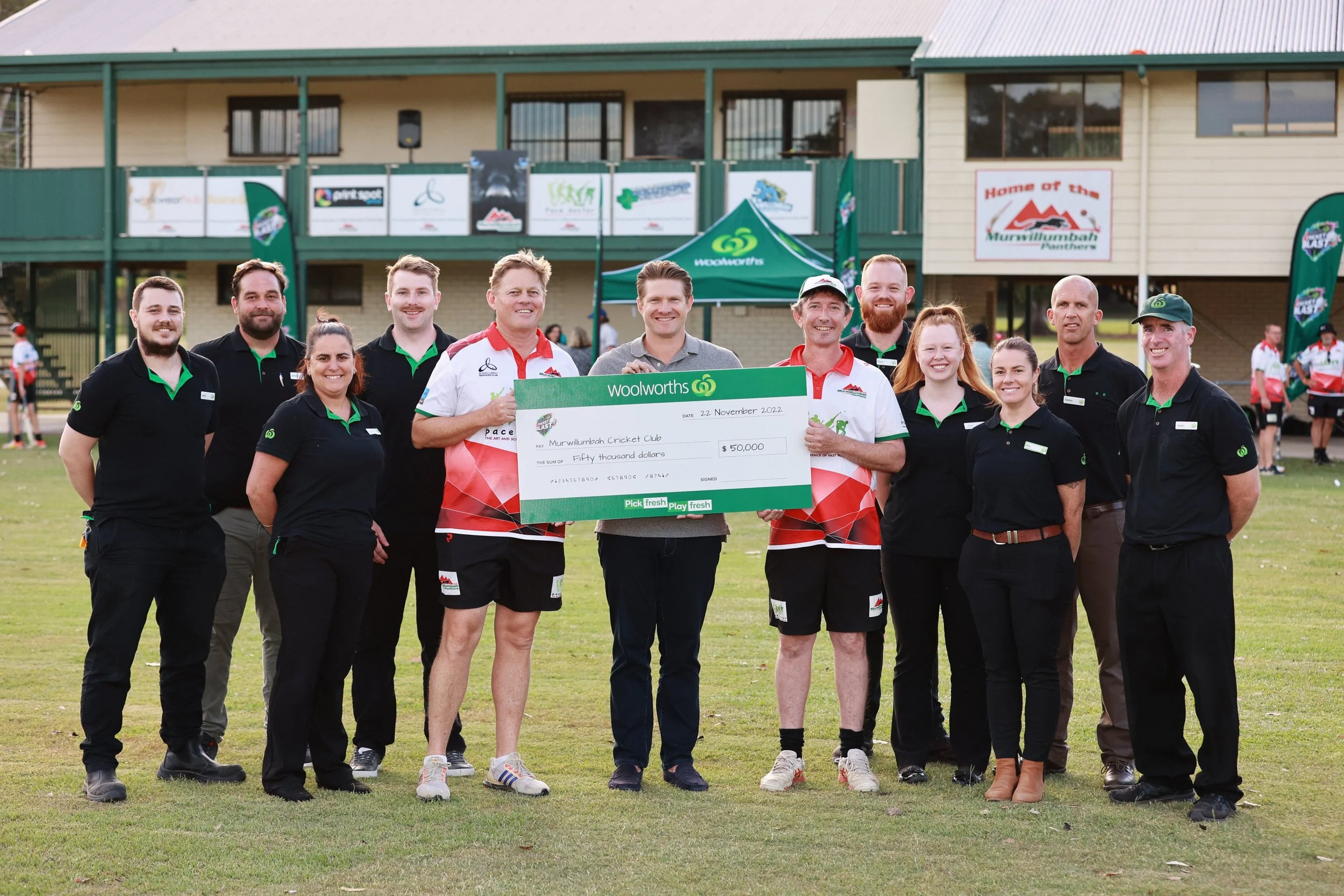 007 @GAZiPHOTO_murwillumbah-cricket-club-woolworths-donation.JPG