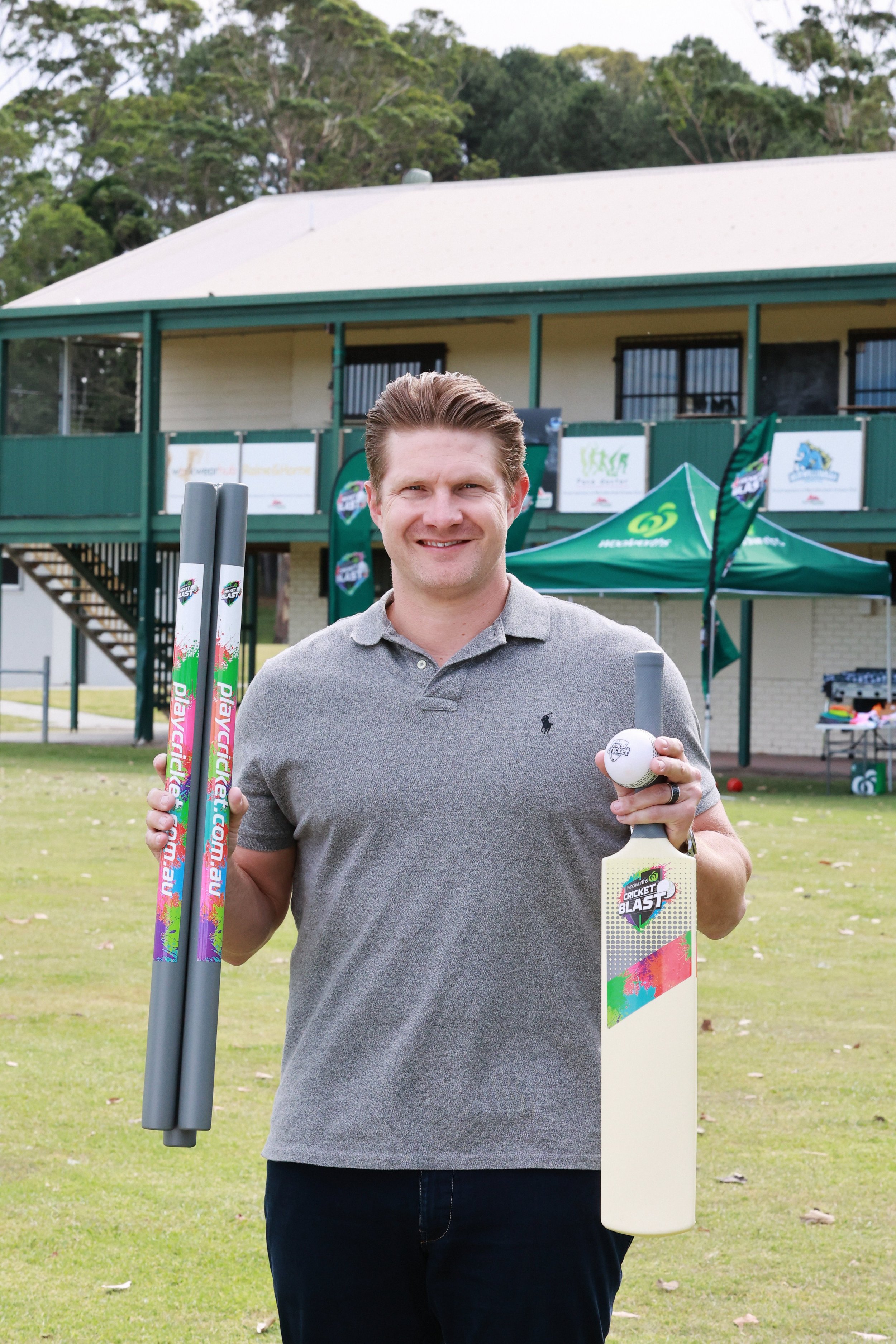 013 @GAZiPHOTO_murwillumbah-cricket-club-woolworths-donation.JPG