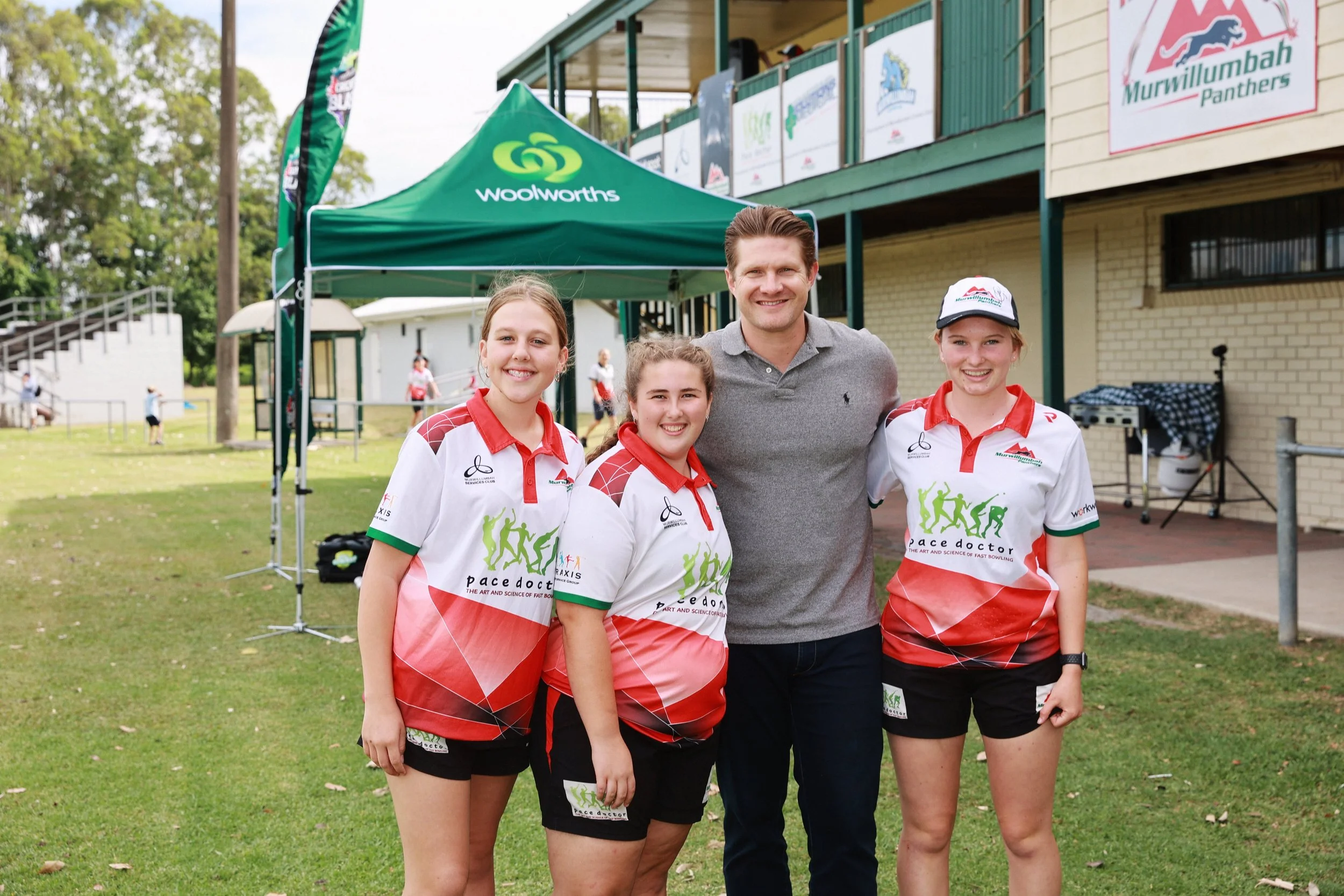 016 @GAZiPHOTO_murwillumbah-cricket-club-woolworths-donation.JPG