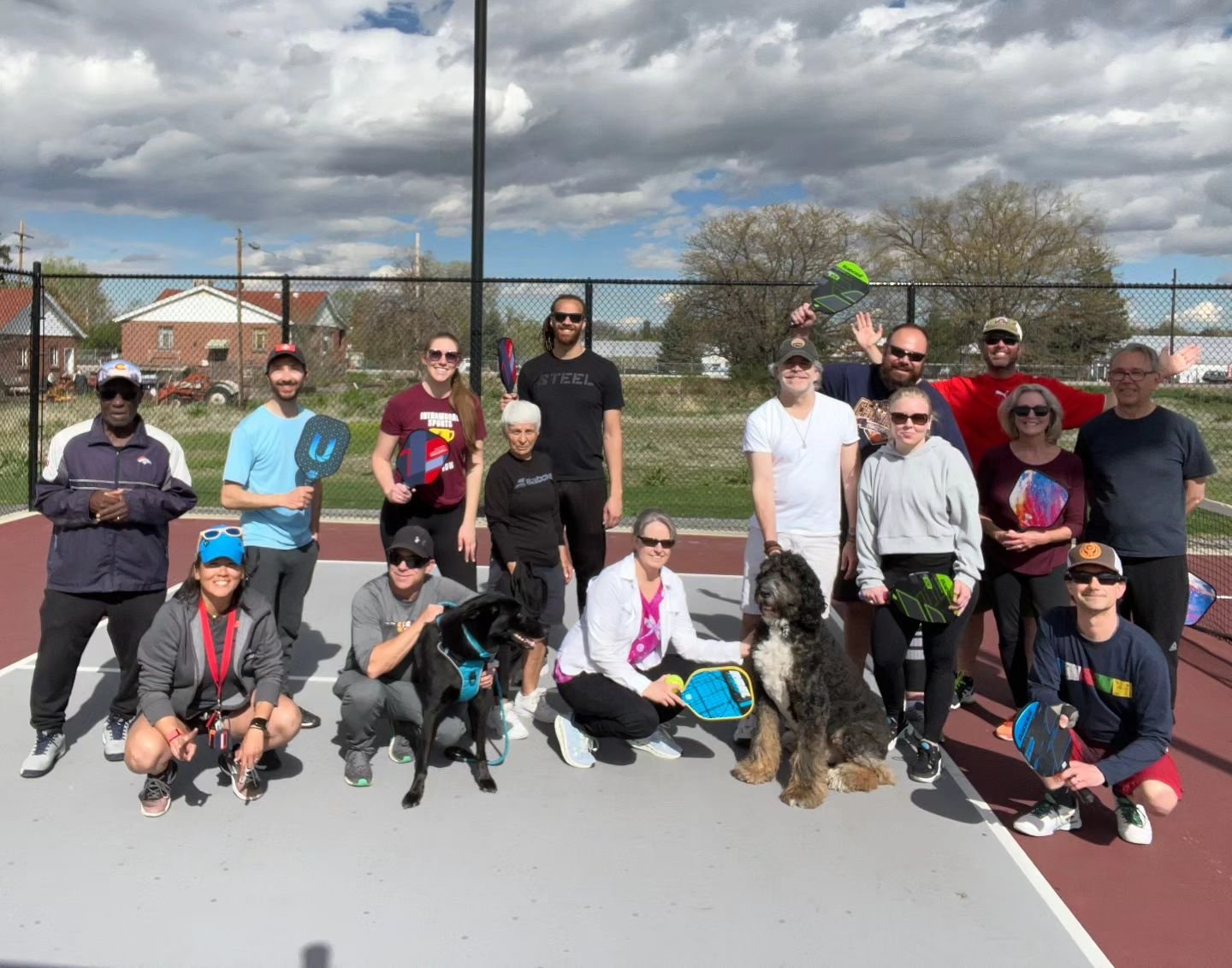 Thank you to the SAFS members and friends that made it up to Clear Creek Valley Park for our first pickleball gathering of 2024❕🎾 Further thank you to the staff at @waldschankedenver for slinging cider and delicious Swiss food❕🍻 Stay tuned for our 