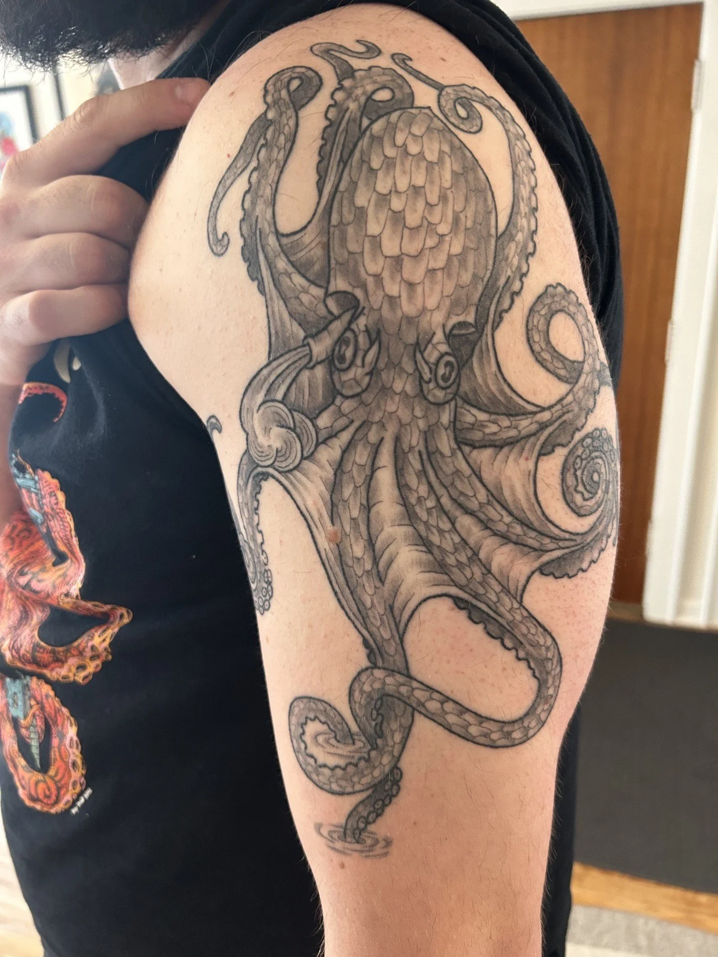 tattoo_black and grey octopus.jpg