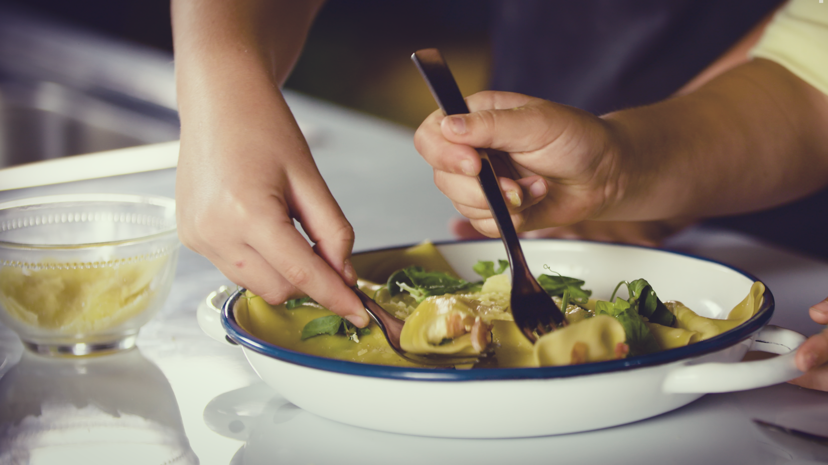 E000713_PLAYGROUND TO PLATE_PASTA_TB_20190108_v03.00_04_15_10.Still004.png