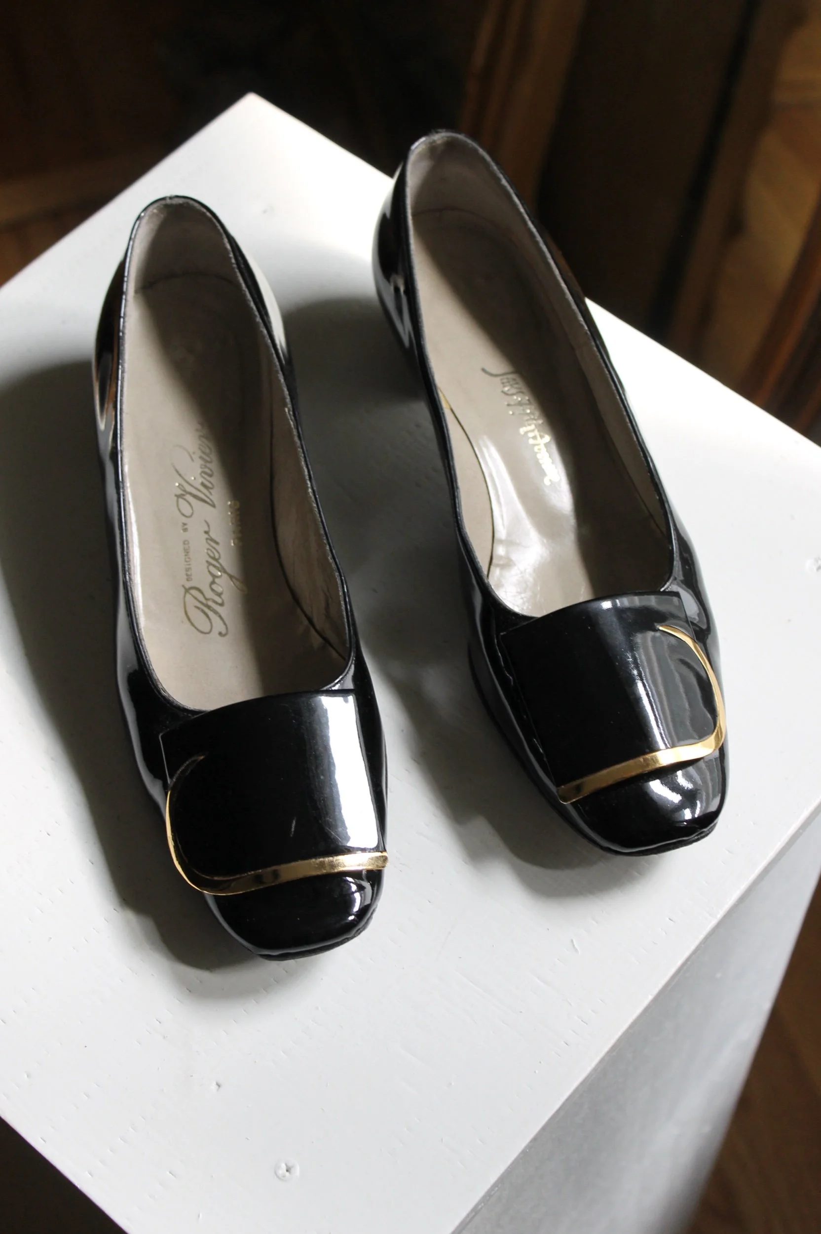 Roger Vivier Patent Leather Half Gold Buckle Mini Heel Vintage