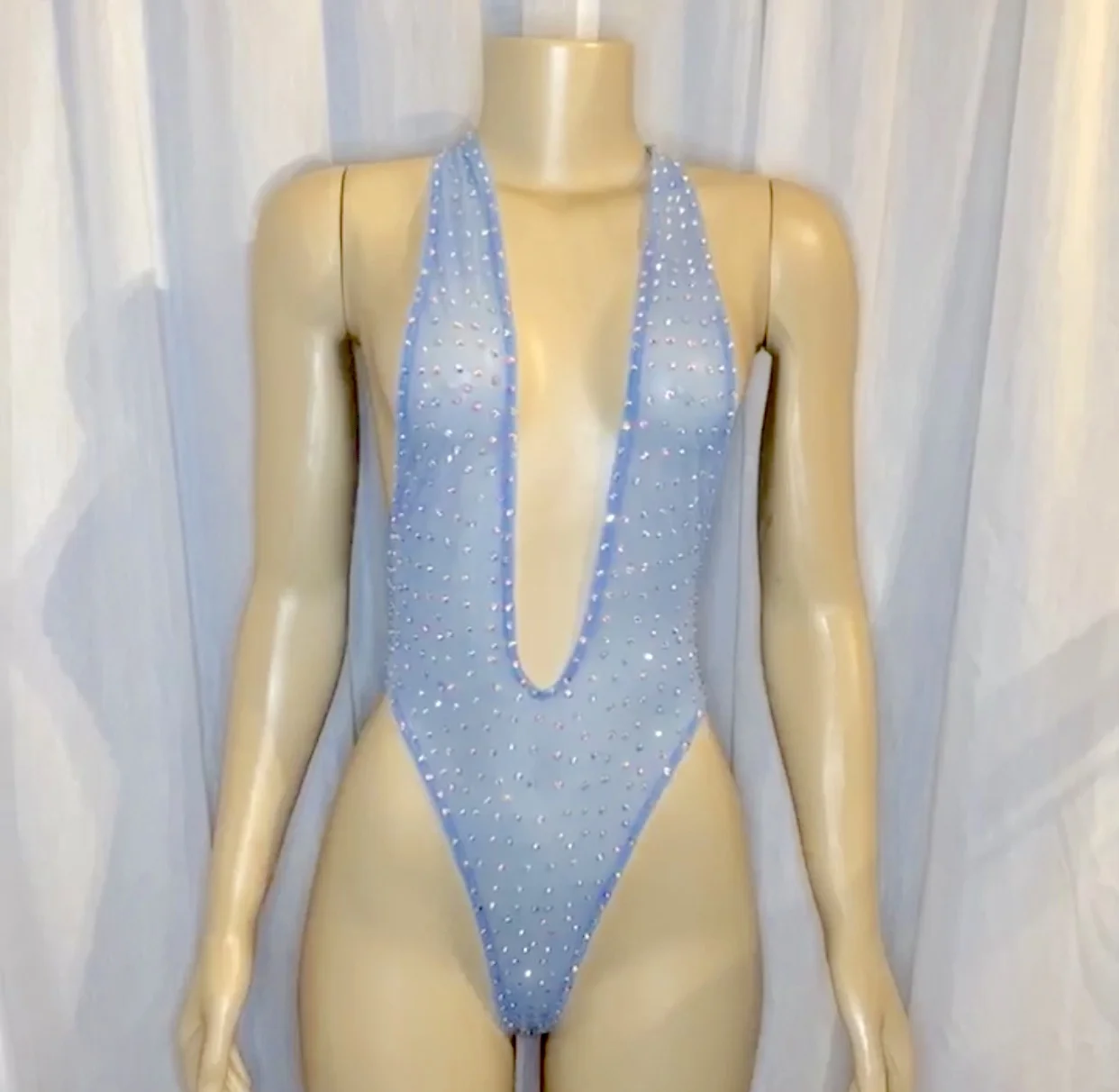 2C4081BA-297F-4F8B-9902-8CC3ED8CA158