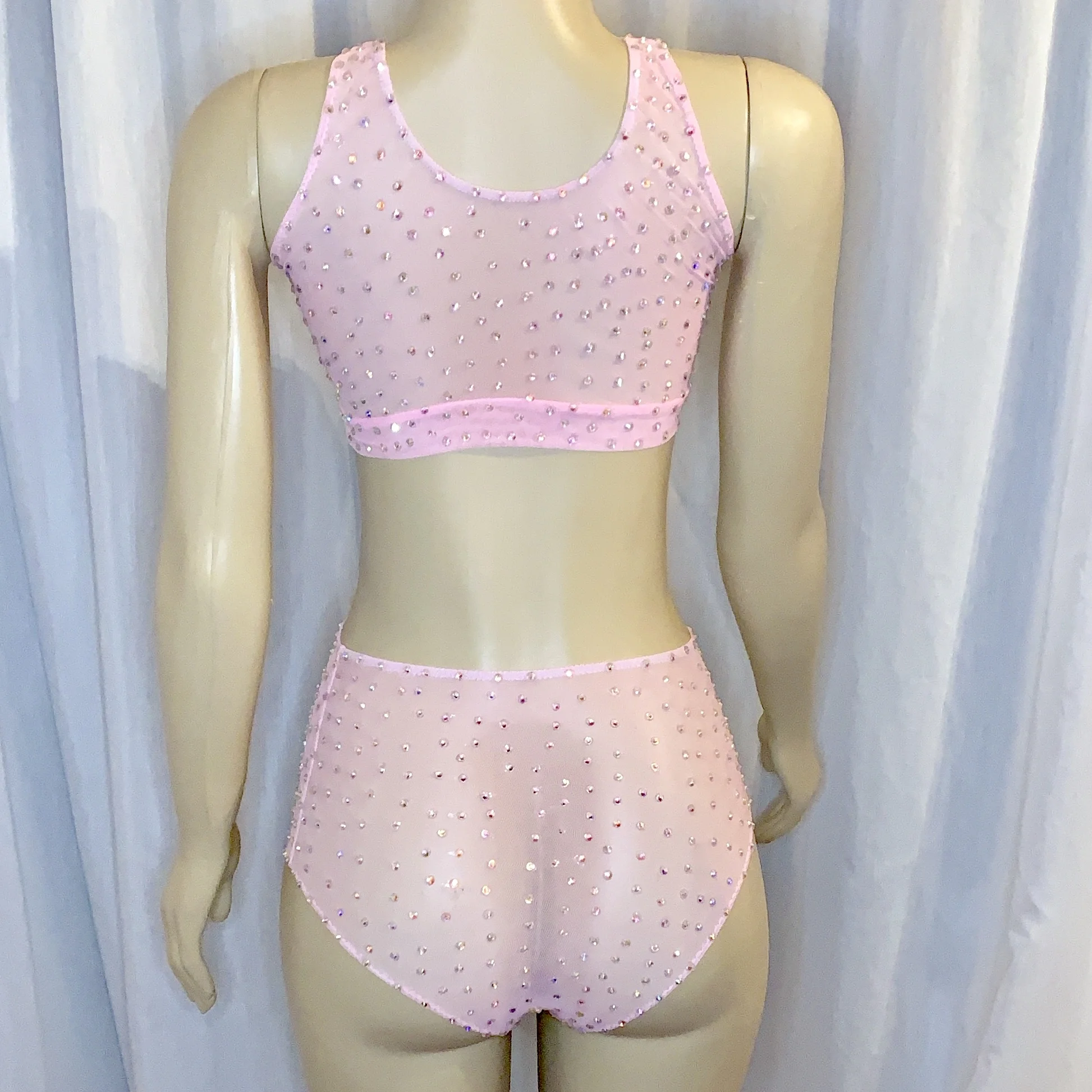 8BE608D4-3C1B-42C0-B22E-254F1276B4DF