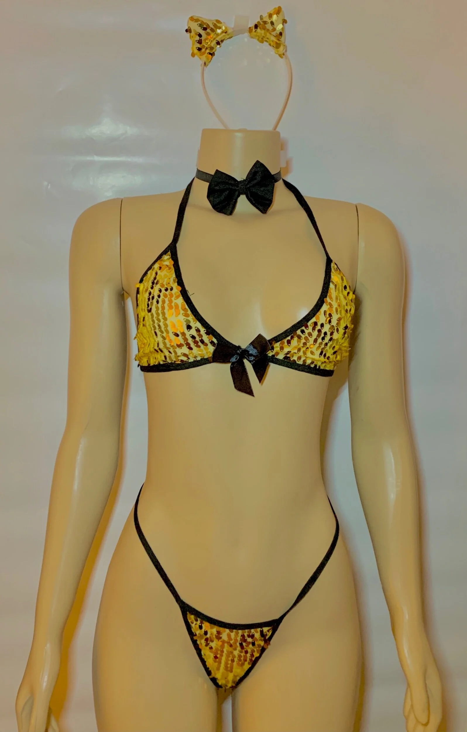 083048B2-220E-4BC5-8B2E-17B6894498AE