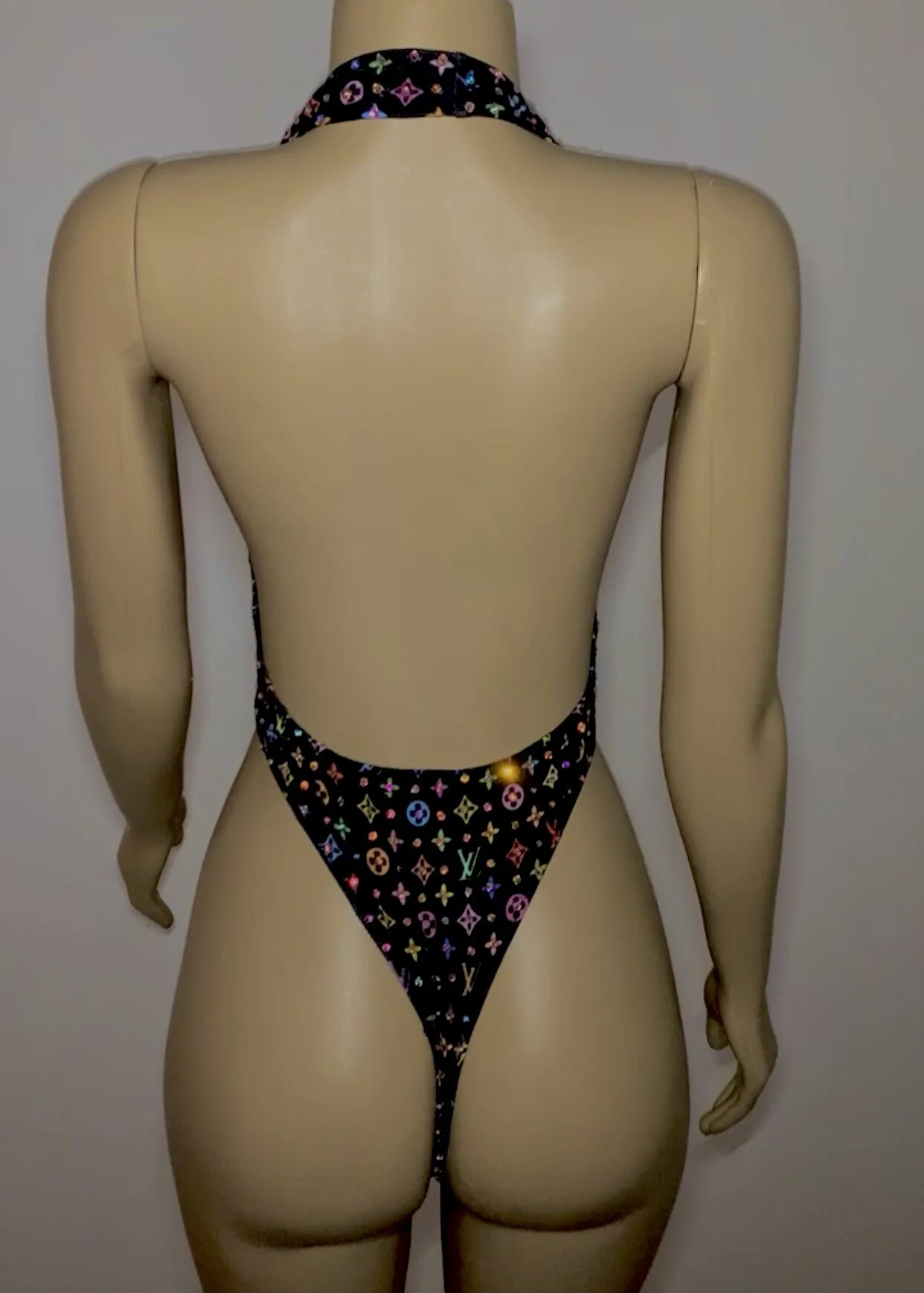 51ECC331-DB17-43AC-8691-B6FA27E370BE