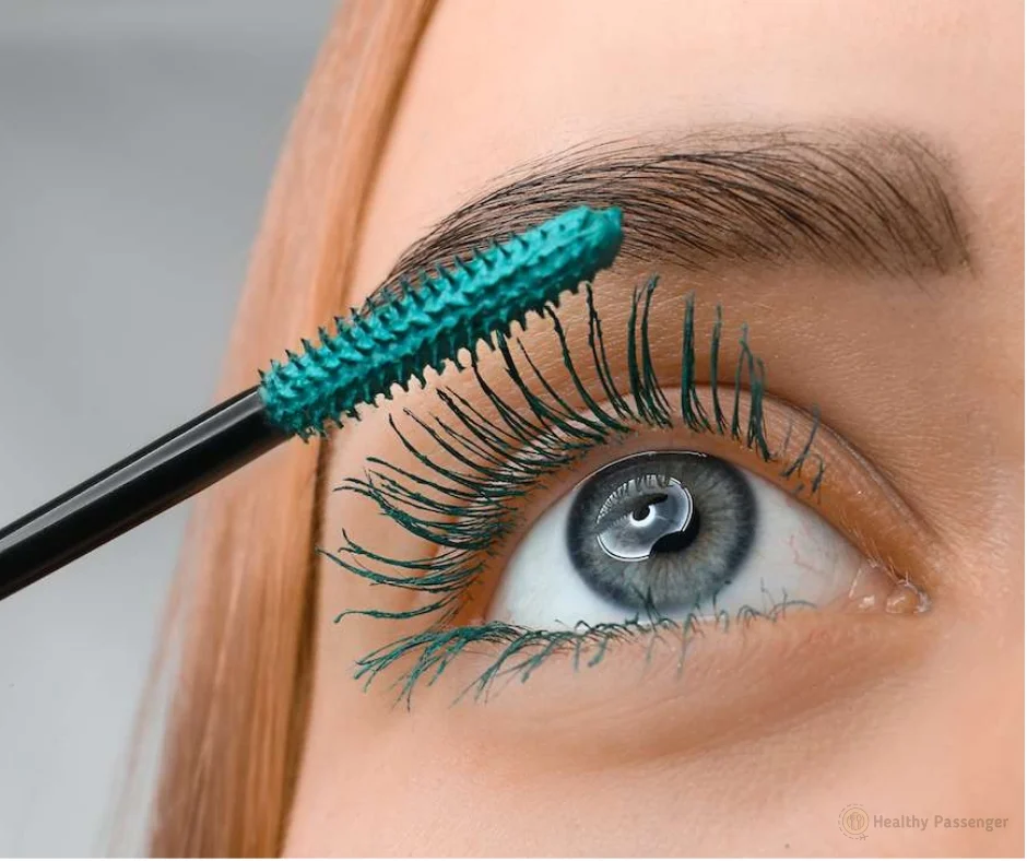 How To Reuse Your Dried And Flaky Mascara — Healthy Passenger