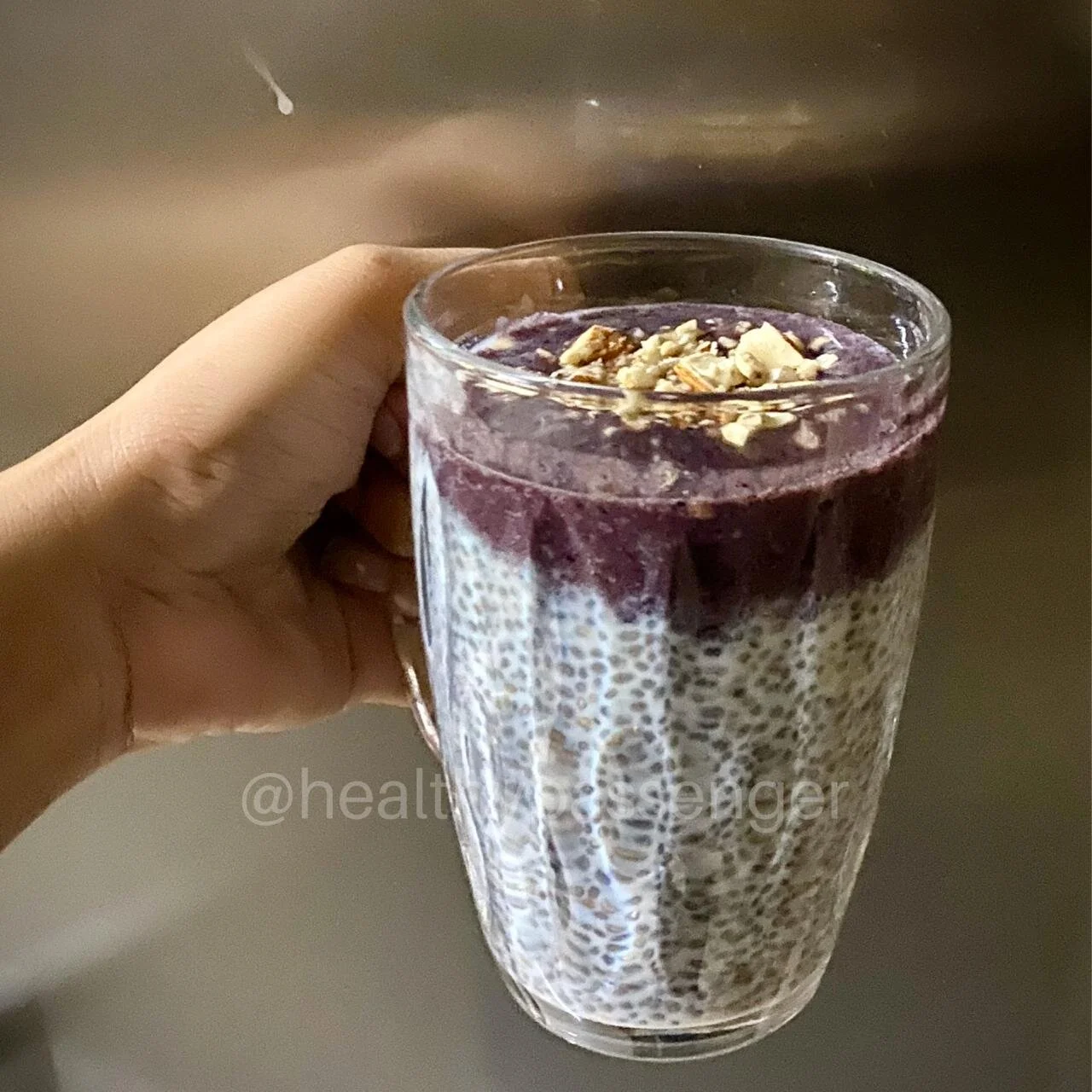 Chia seed and blueberry smoothie