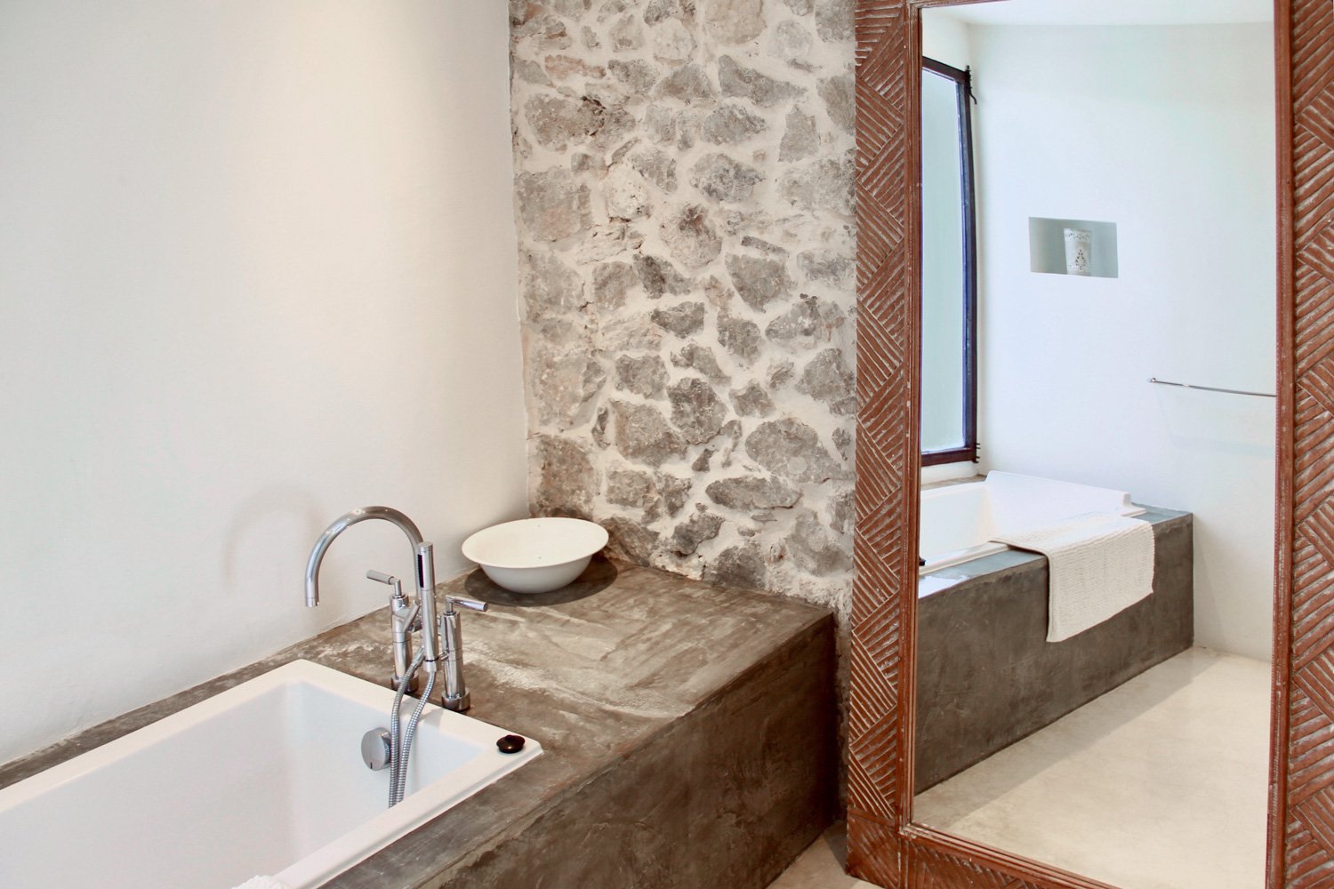 Zen Suite ensuite bath