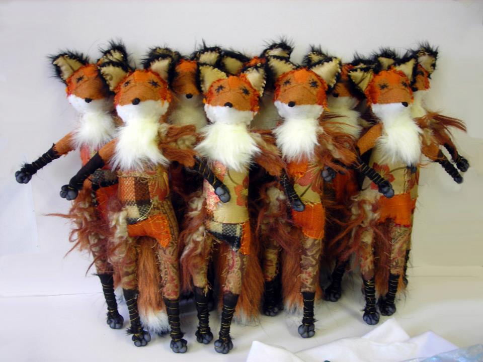 2161-(1)-Nameless Wonders Foxes.JPG