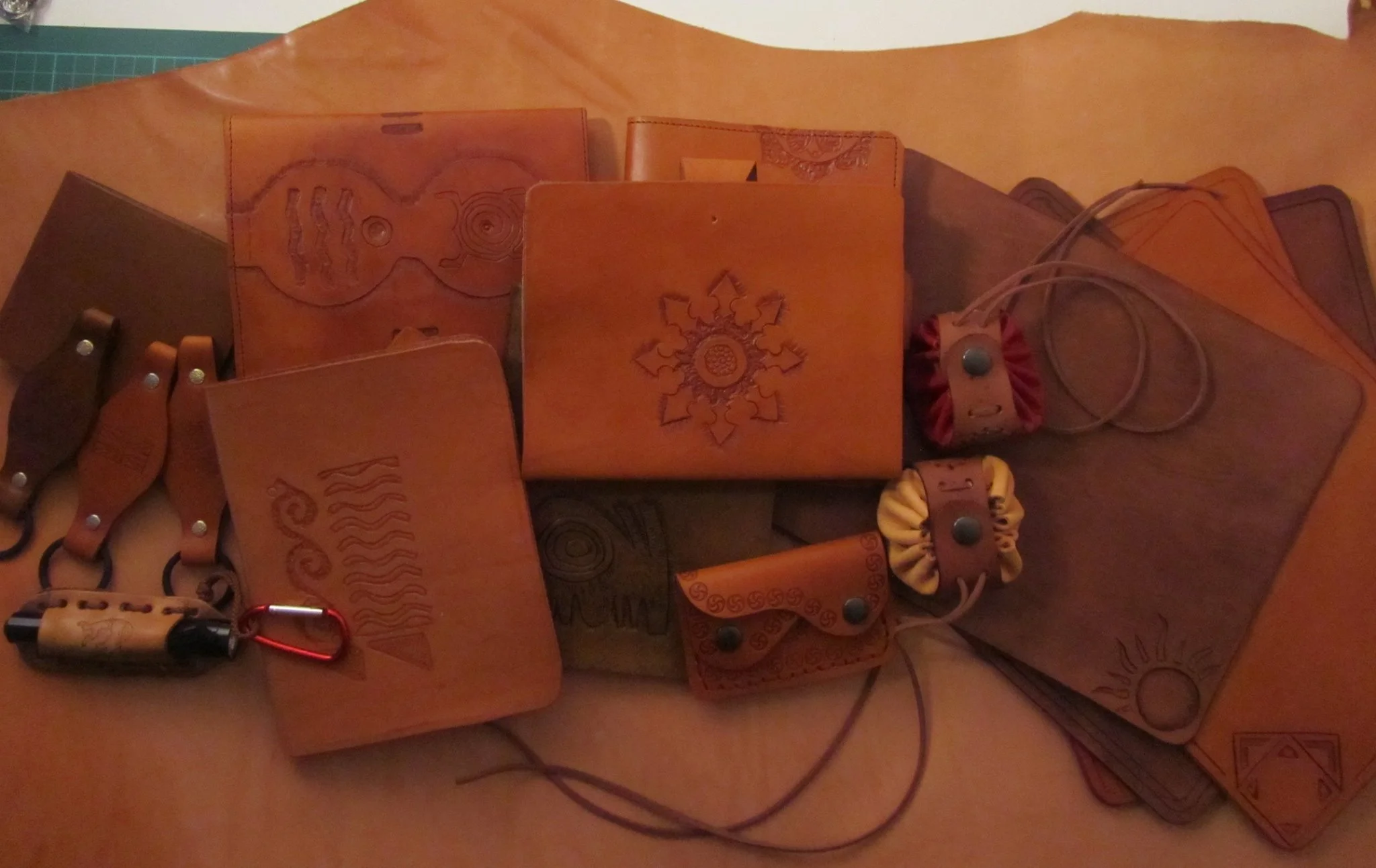 4015-(1)-(11)-RawLeatherworks Array.jpg