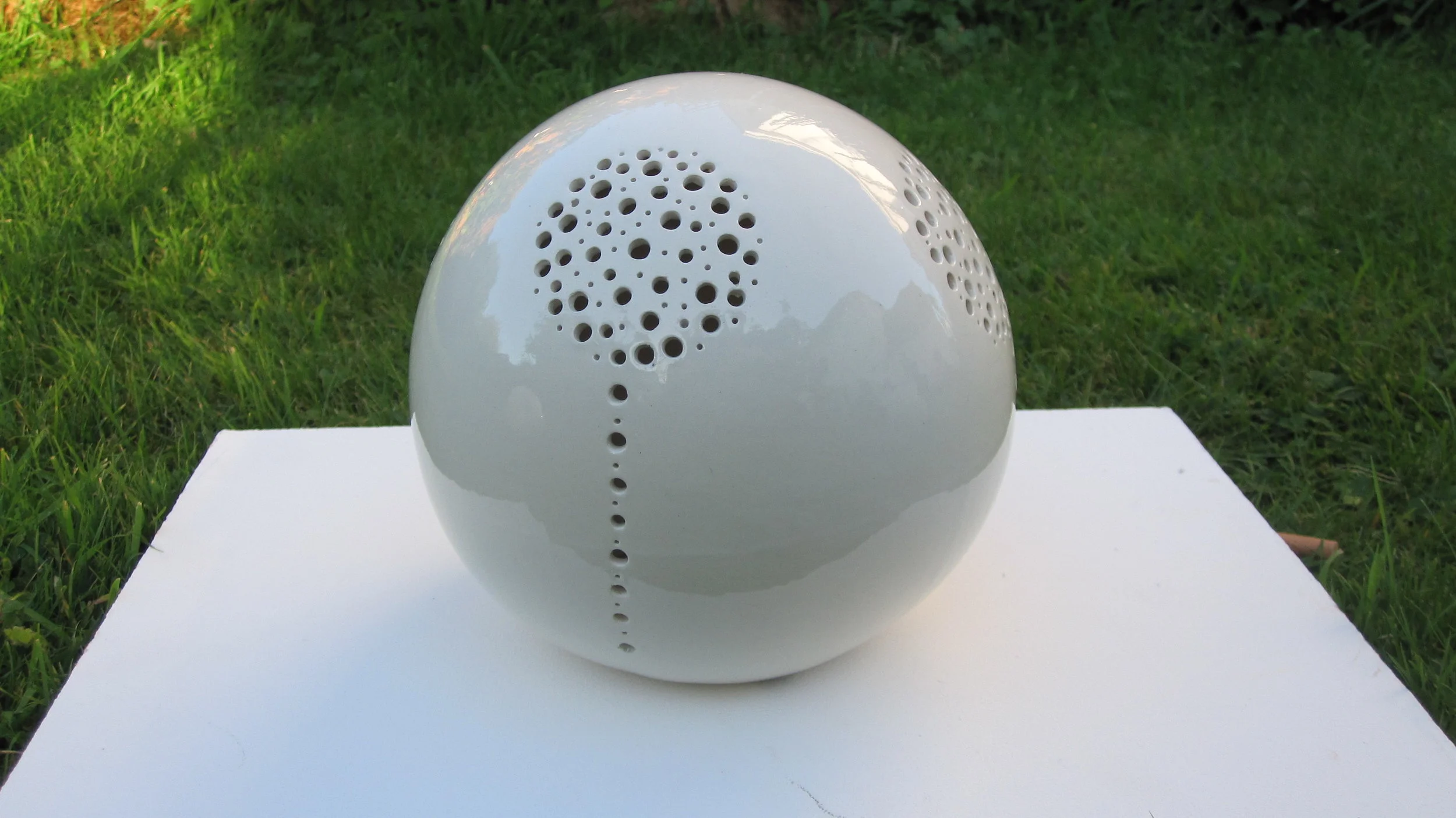 2810-(2)-EleanorCaie CeramicLight.jpg