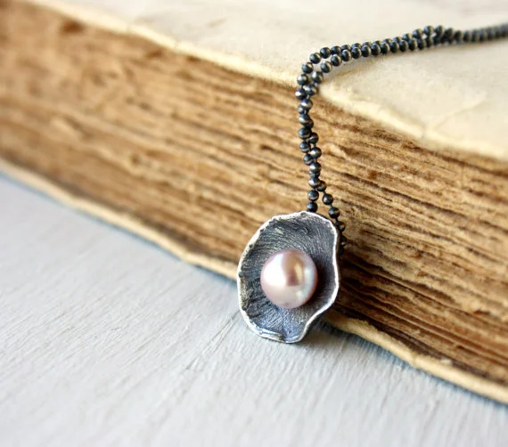 3966-(9)-(10)-Silverlines Necklace.jpg