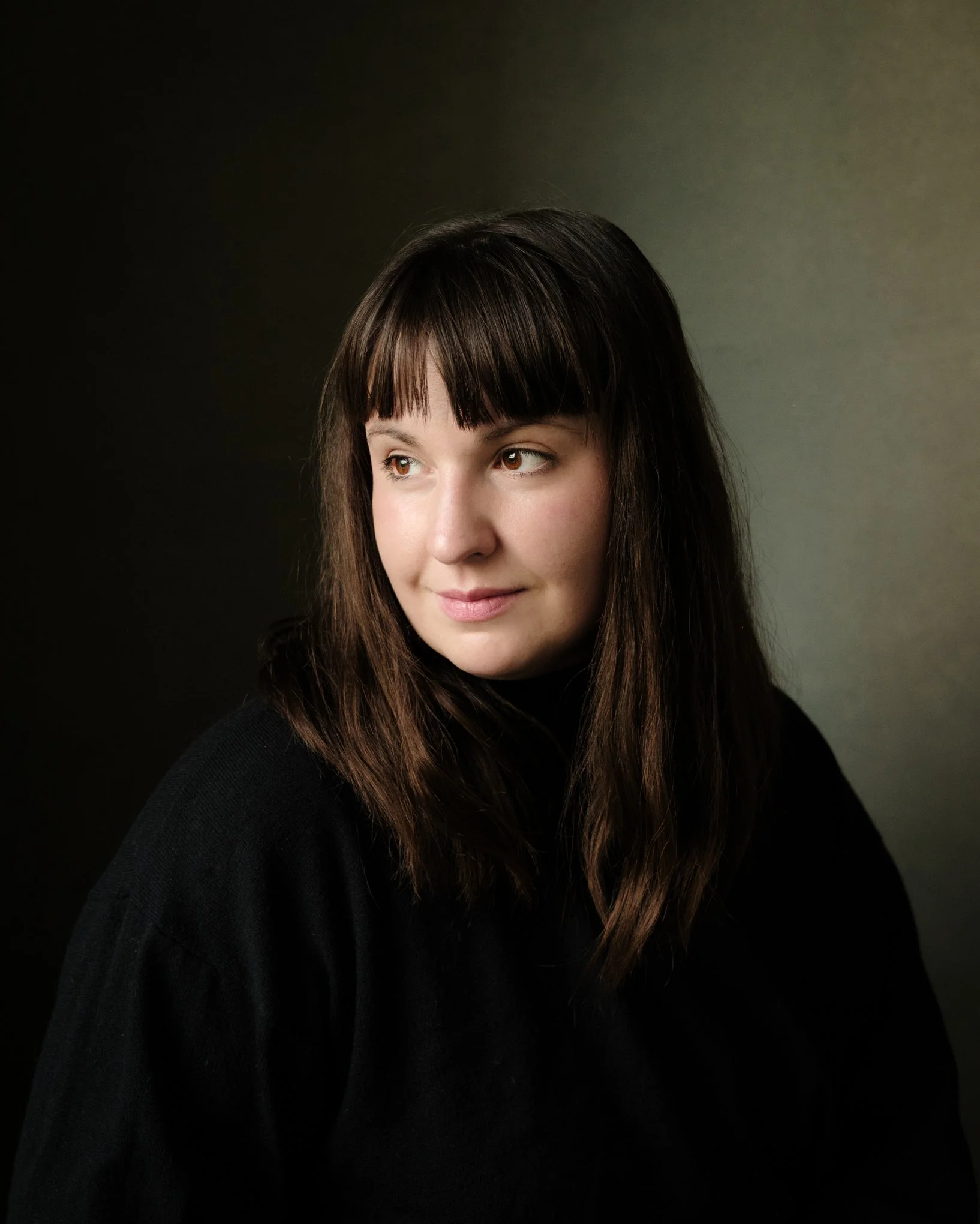  BOOK A PORTRAIT - click image for details 