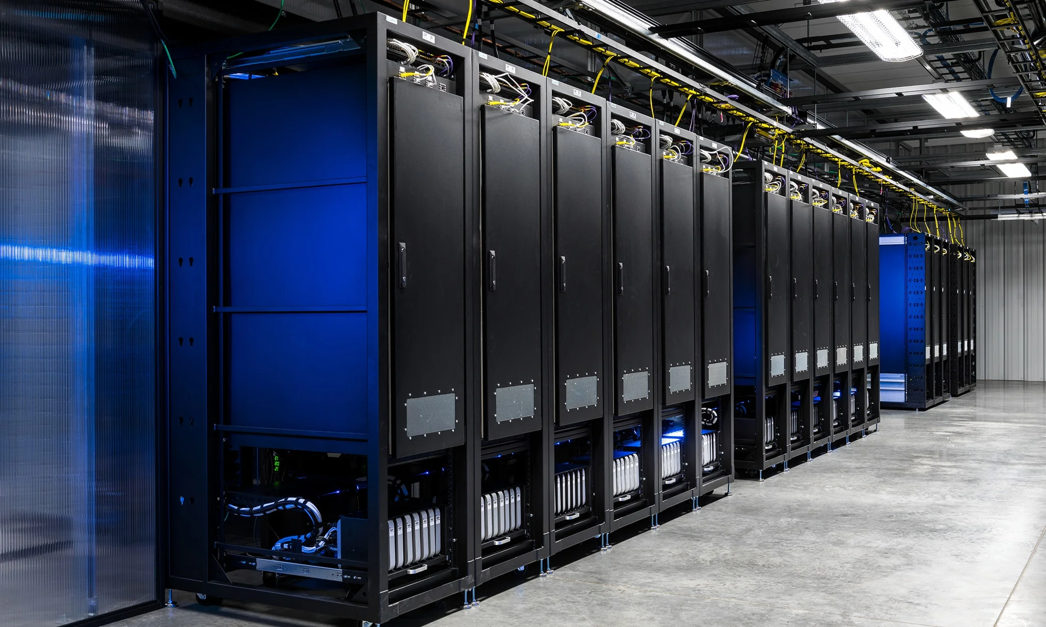 datacenter-server-449401.jpg