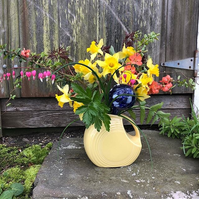 Changing it up a bit today, with some bouquets from the last week. Got some flowers in your yard, make up a bouquet and deliver to a some of your elderly neighbors. Amazing what I simple gesture can do on these trying times. Get out there and give!!!