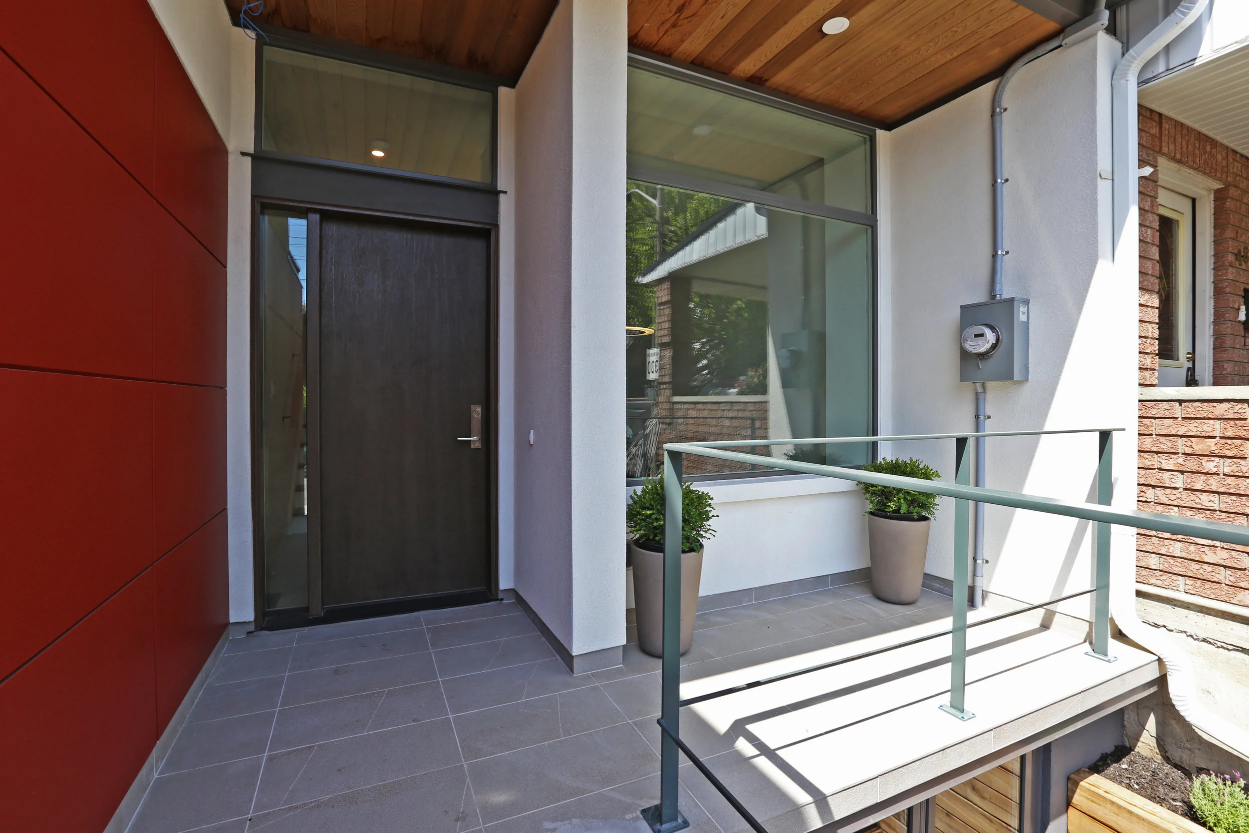 Exterior Front 7 copy.jpg