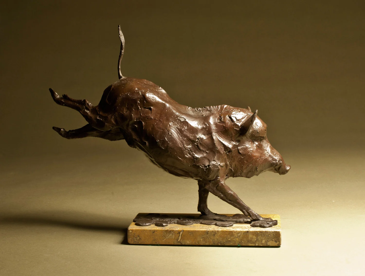 gillick-running-wild-boar-bronze-sculpture-side2-web.jpg