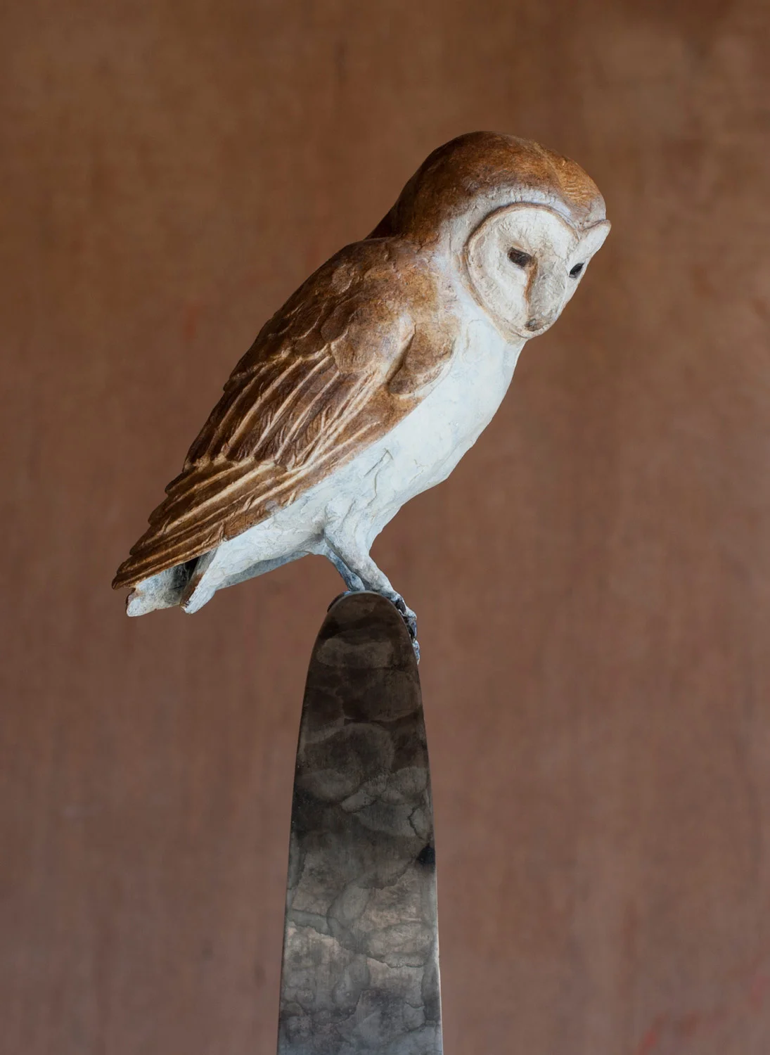 gillick-night-owl-and-moon-mice-barn-owl-bronze-sculpture-small-owl-side-web.jpg