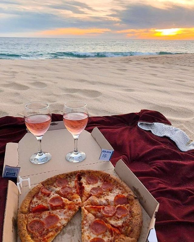 Did you know that pizza is one of the
most Instagrammed food of all time? Enjoy your friday Pizza! 🍕🍕 #funfactfriday
-
Source: sousvidetools