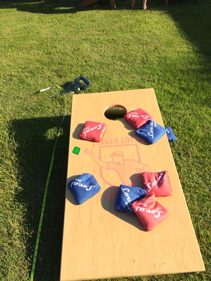 rdt_cornhole.jpg