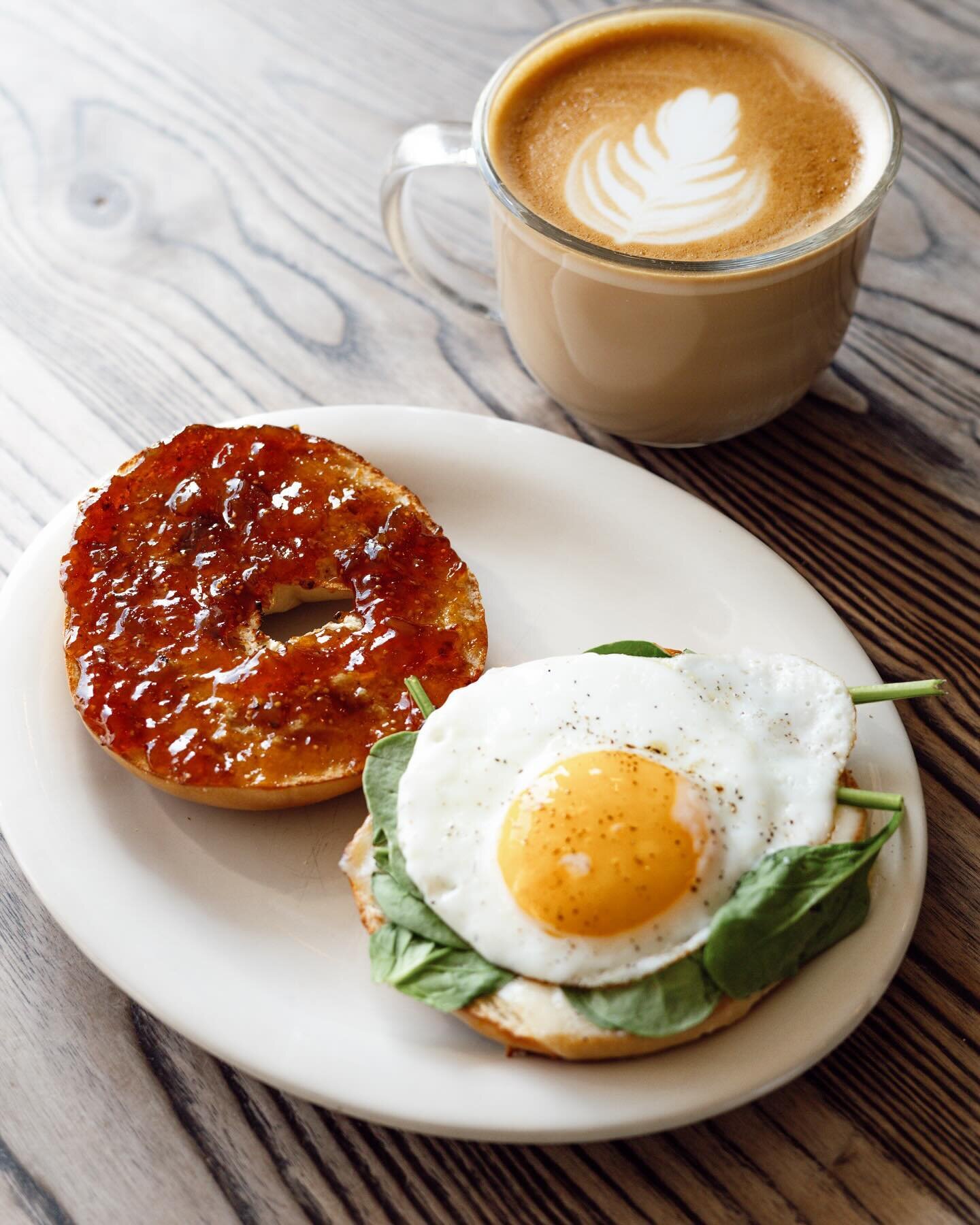 Get figgy with it! Our NEW Fig + Spinach Breakfast Sandwich is pure deliciousness.