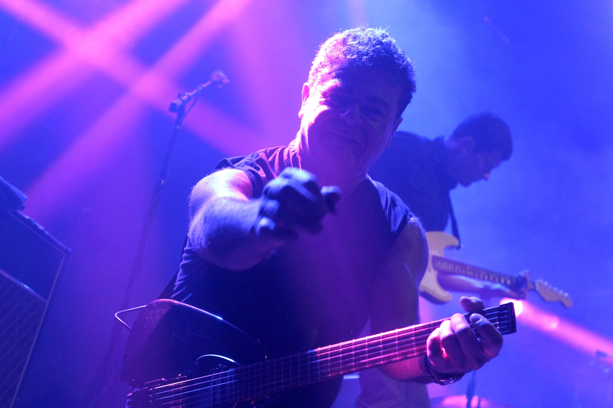 Gustavo Santaolalla singer