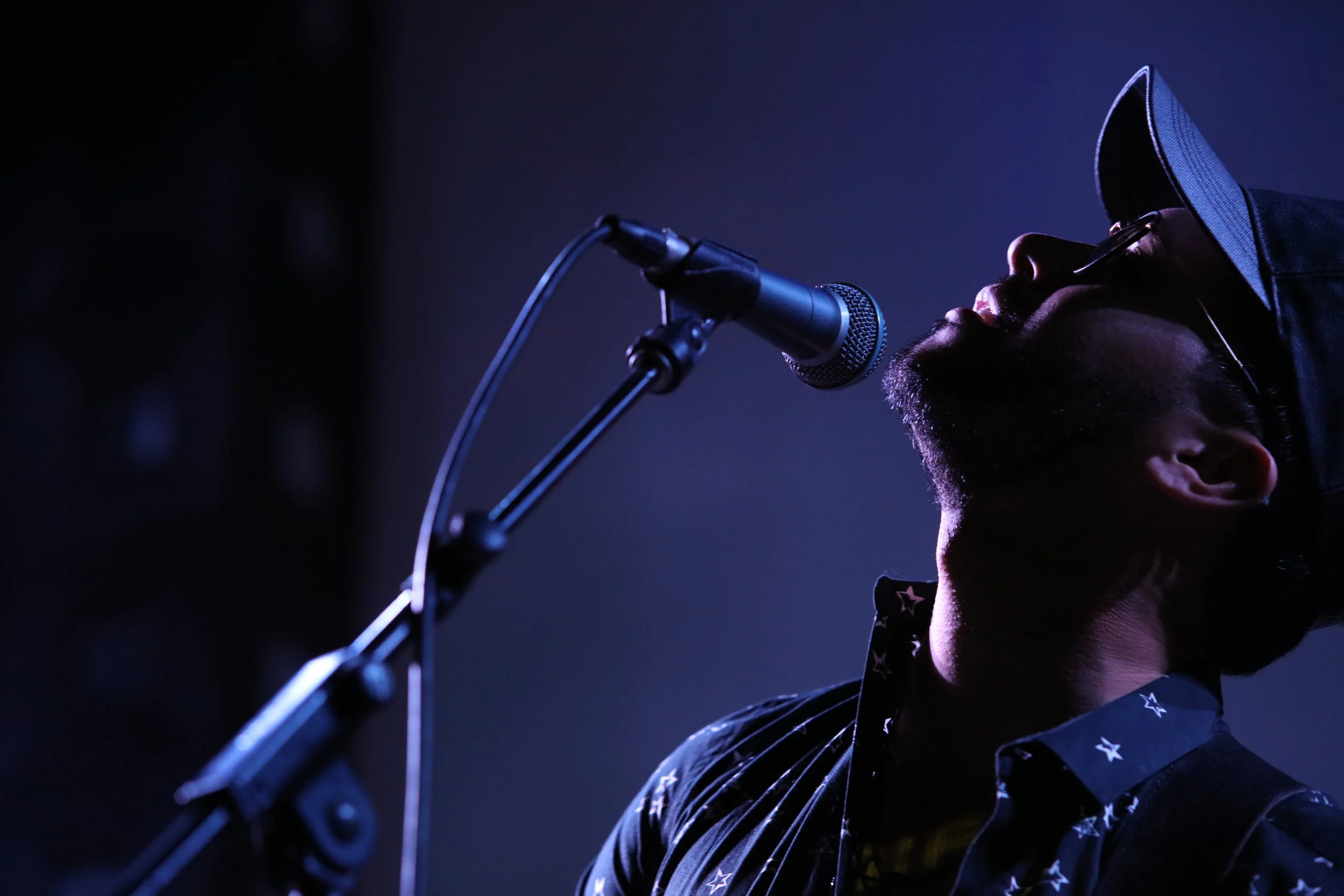 Zeo Munoz Singer musician composer balada pop Dominican