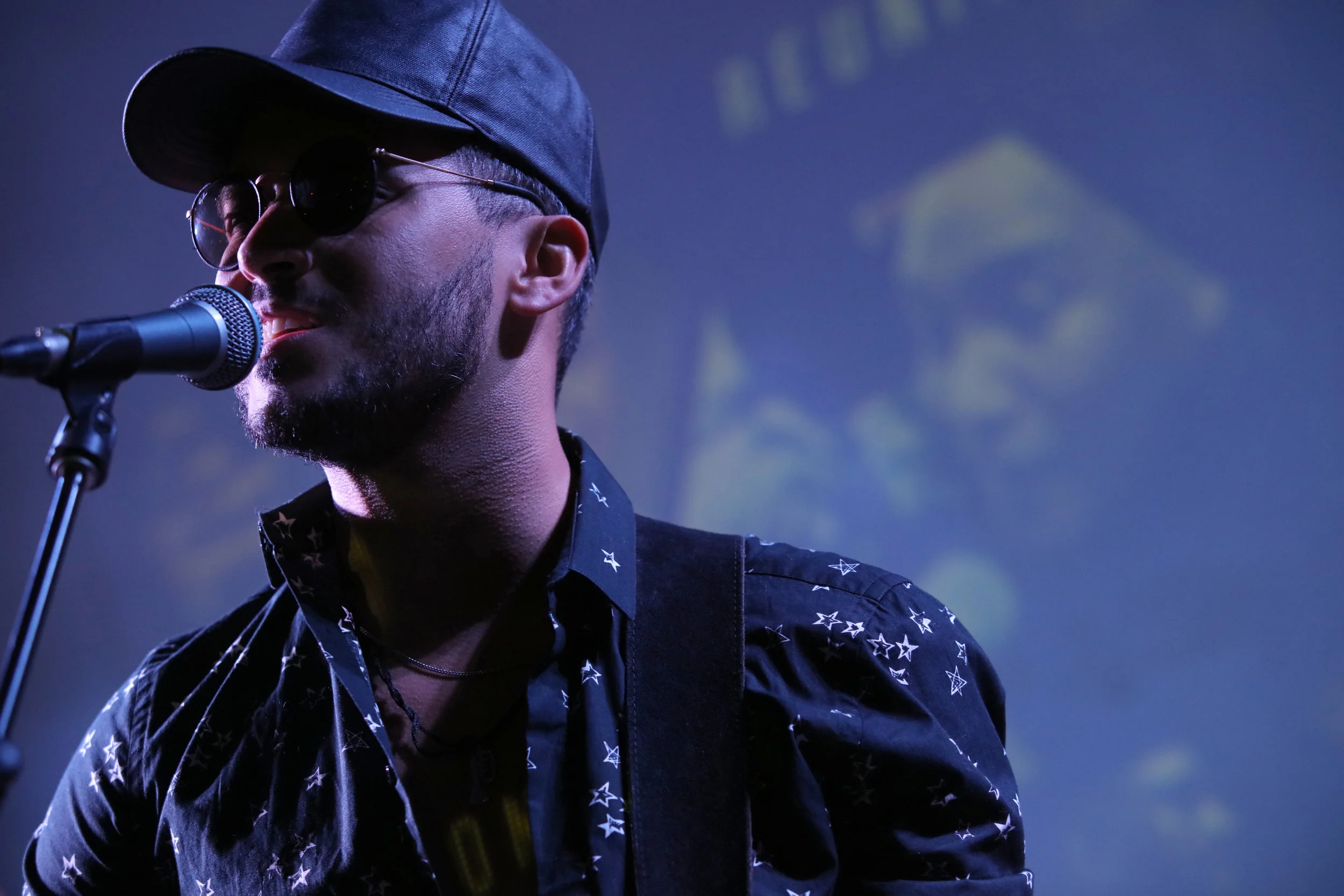 Zeo Munoz Singer musician composer balada pop Dominican