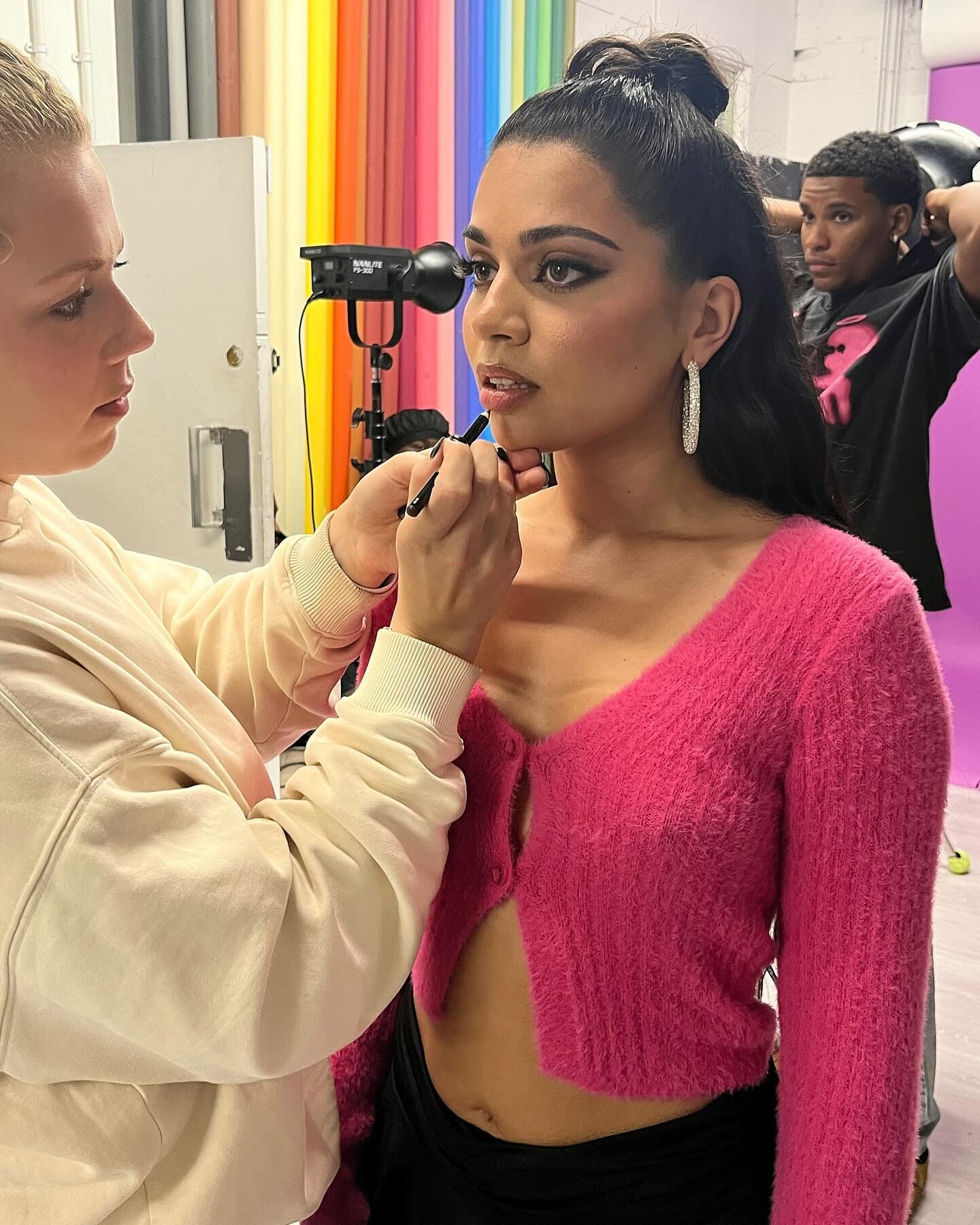 Behind the scenes with the amazing @itssilyla 🦋

-It&rsquo;s the last month of the year so I&rsquo;m gonna post some photos this coming month 🤍 

Excuse my absence but I promise you won&rsquo;t regret my silence 🤫 #2024 #behindthescenes