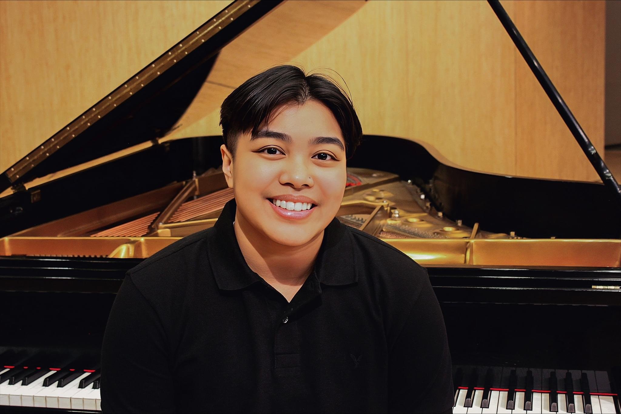 Noontime Concert with AJ Allida