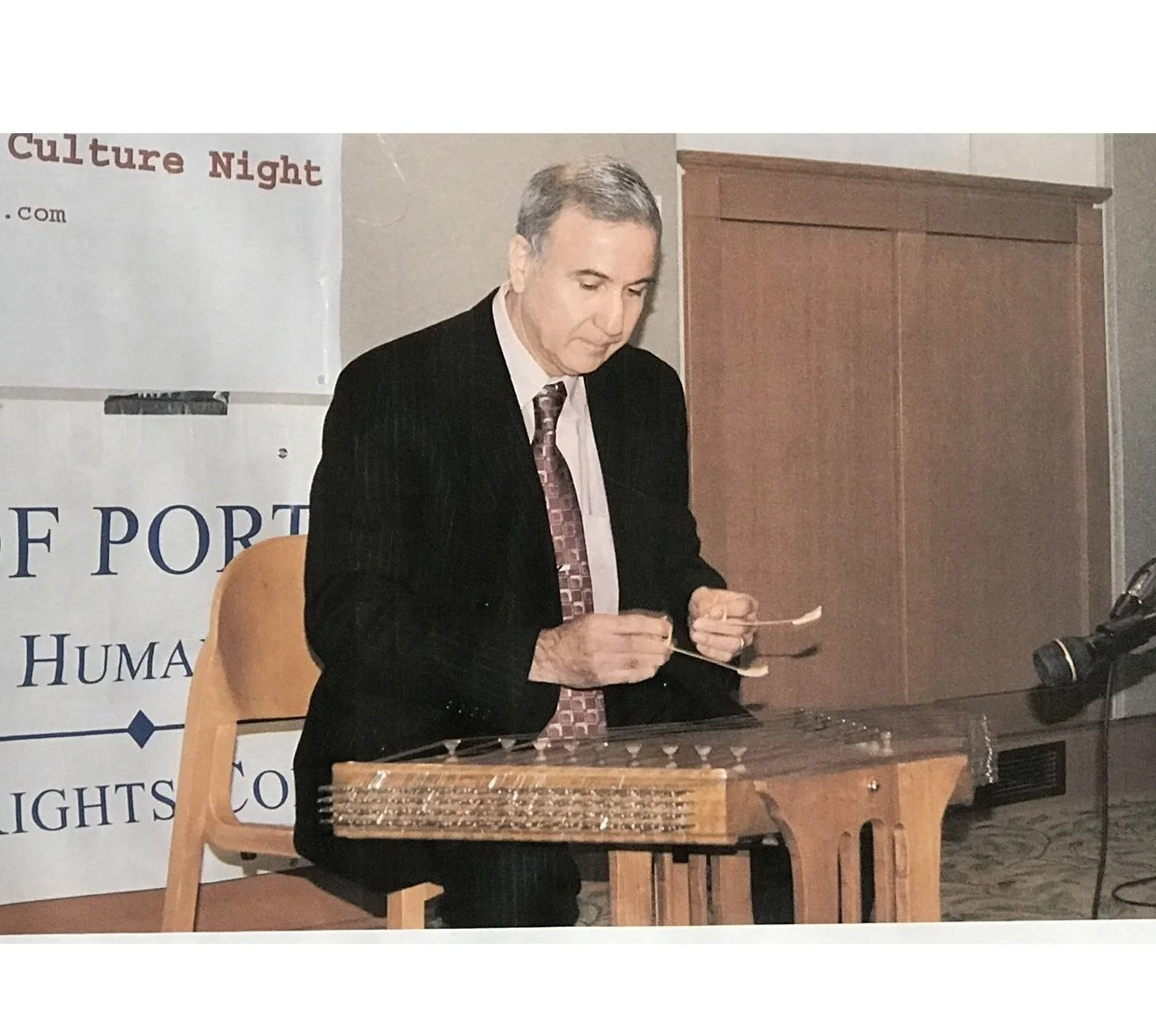 Master Iranian Santoor Player Hossein Salehi: Free Noontime Concert!