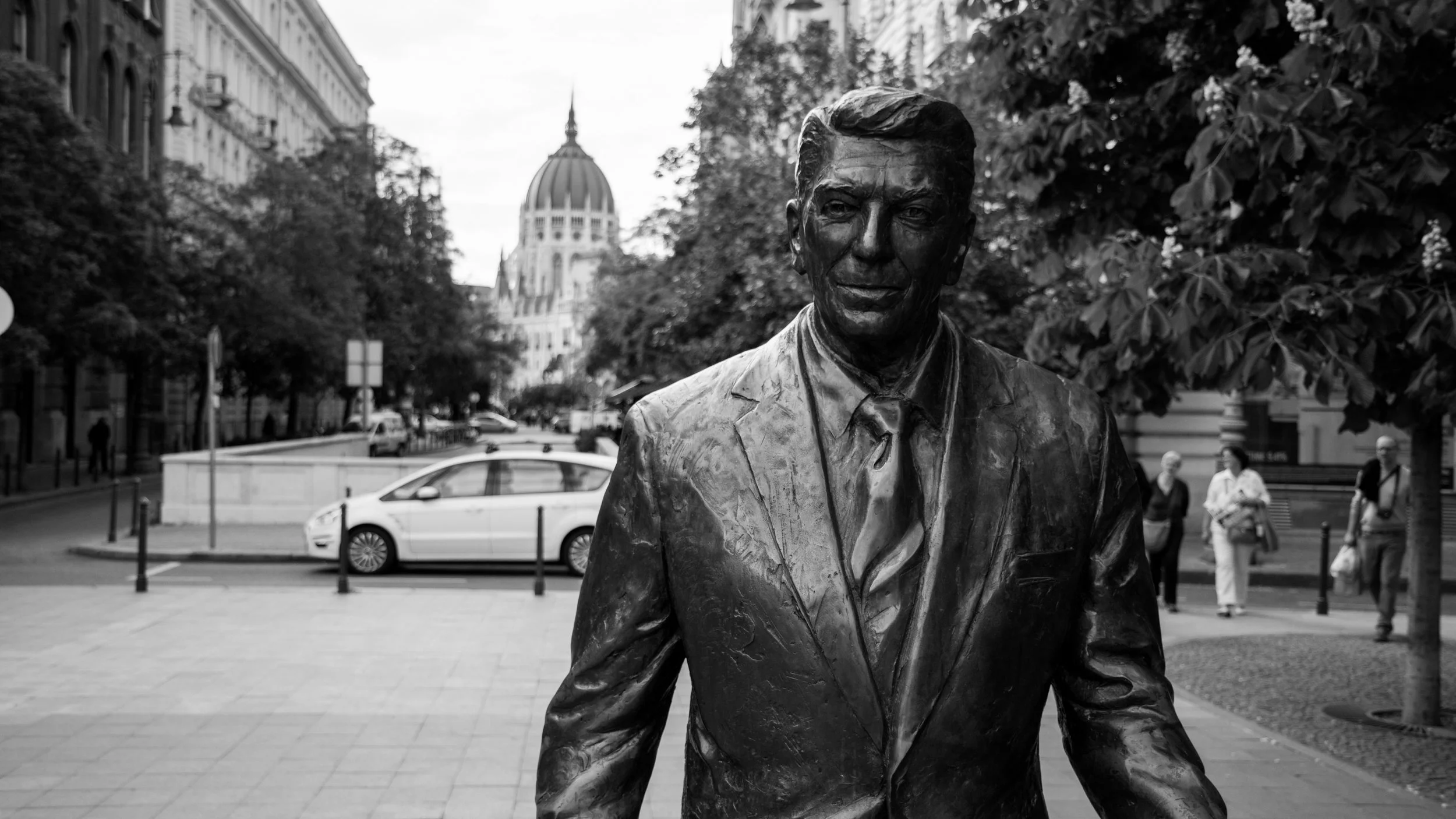 Lesson 3 - What If  Reagan Reagan Was Assassinated In 1981