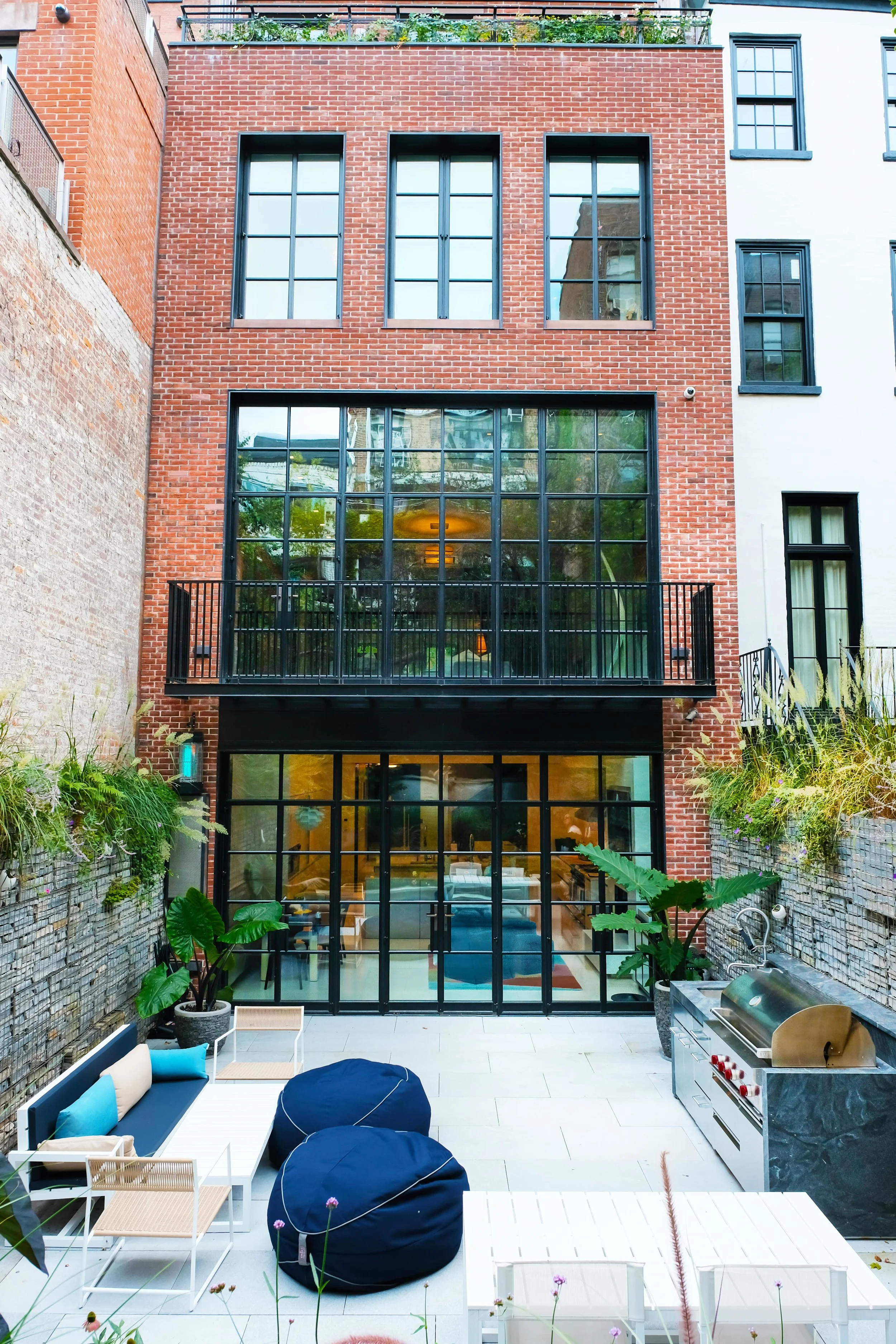West-Village-Town House-1-min.jpg