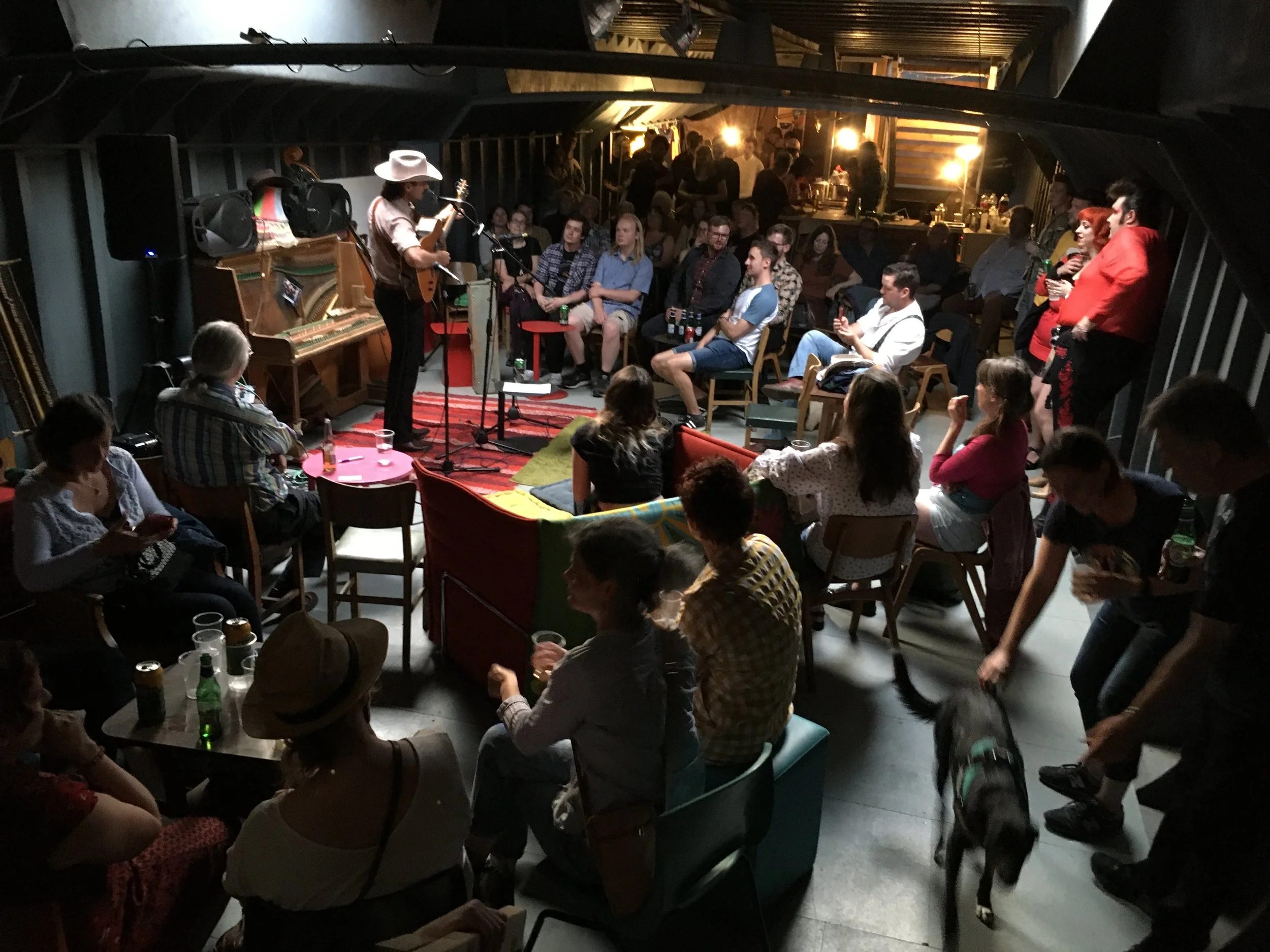  Dylan Earl at The Arts Barge Arkansas Hoodang! 