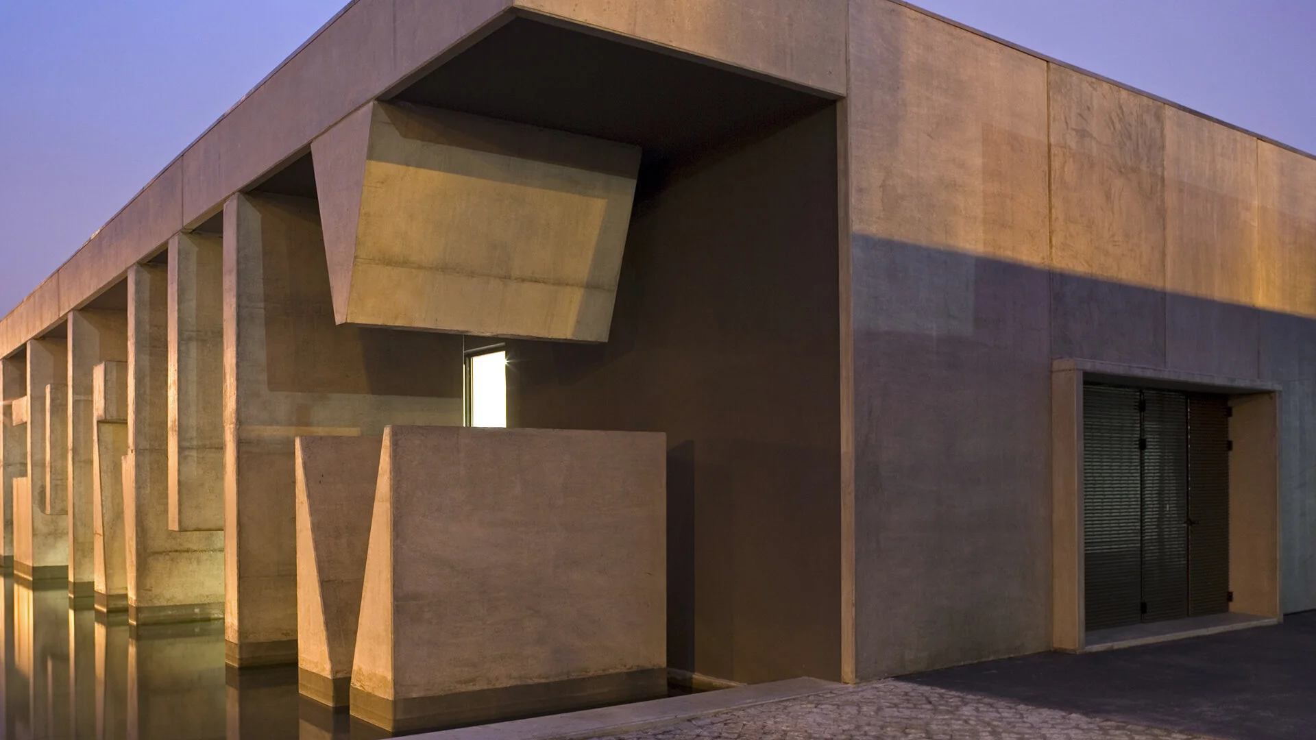 2003 12 Centro Civico Brandoa 53.jpg