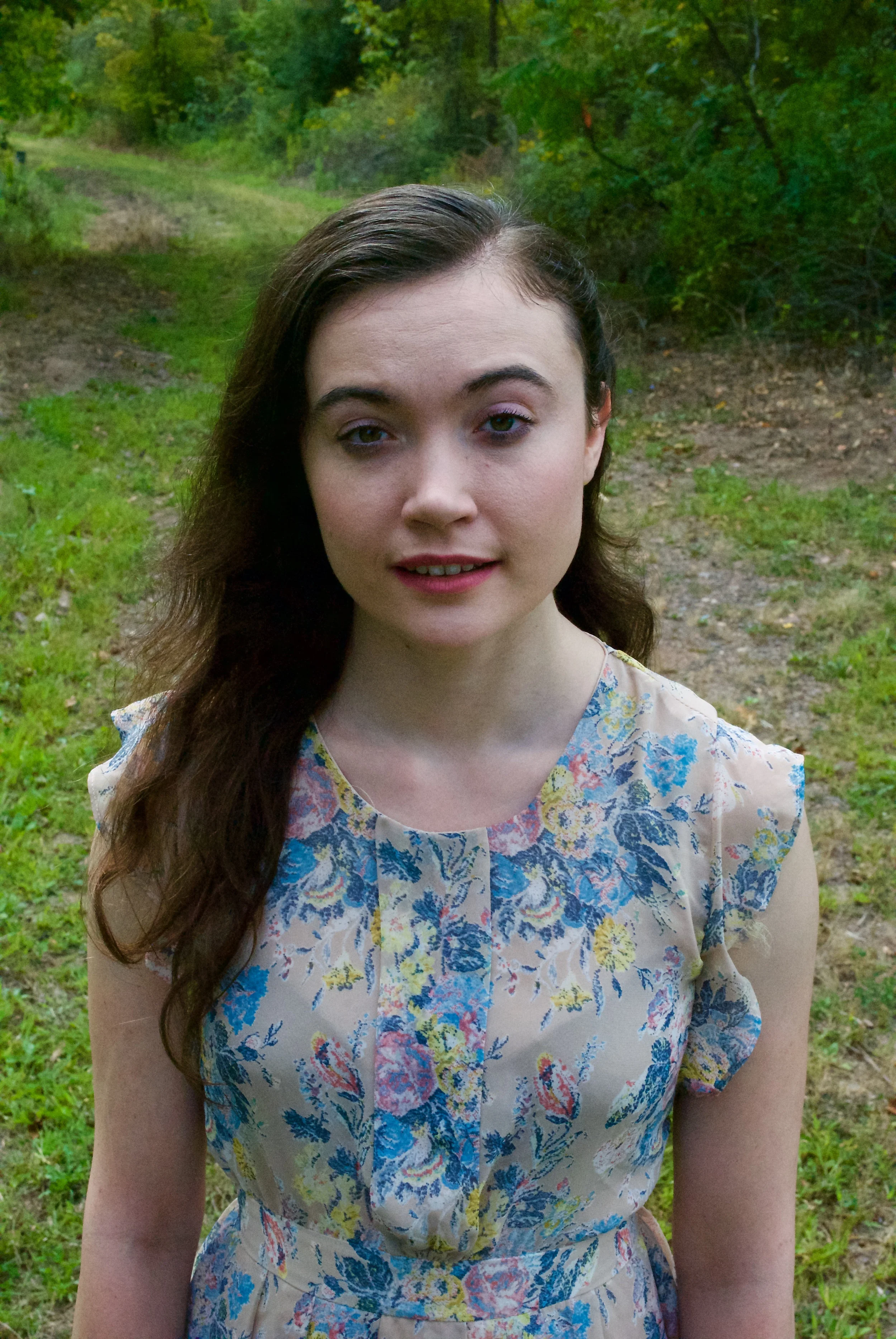 Headshot- Louisa(1).jpg