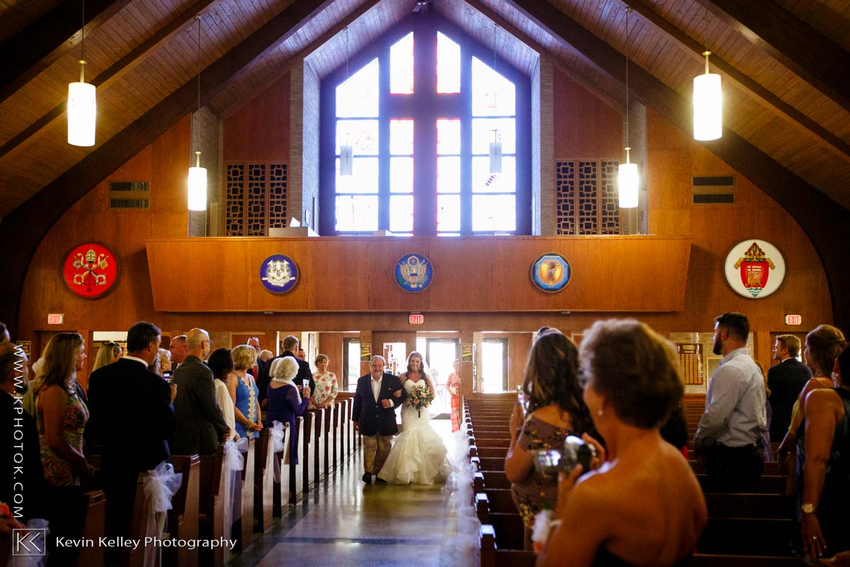 Laurel-Beach-Club-Milford-CT-wedding-2021.jpg