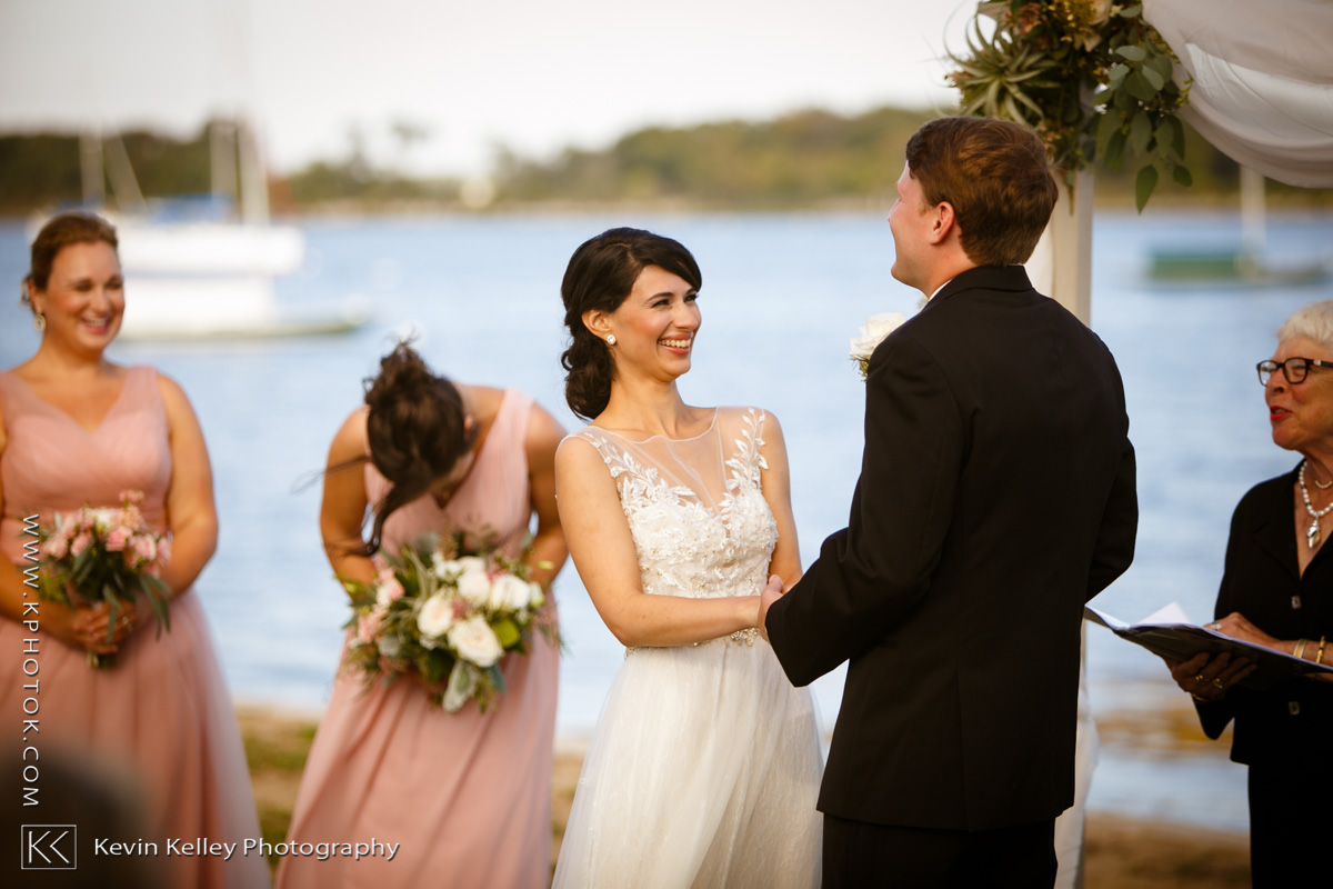 masons-island-yacht-club-wedding-images-2011.jpg