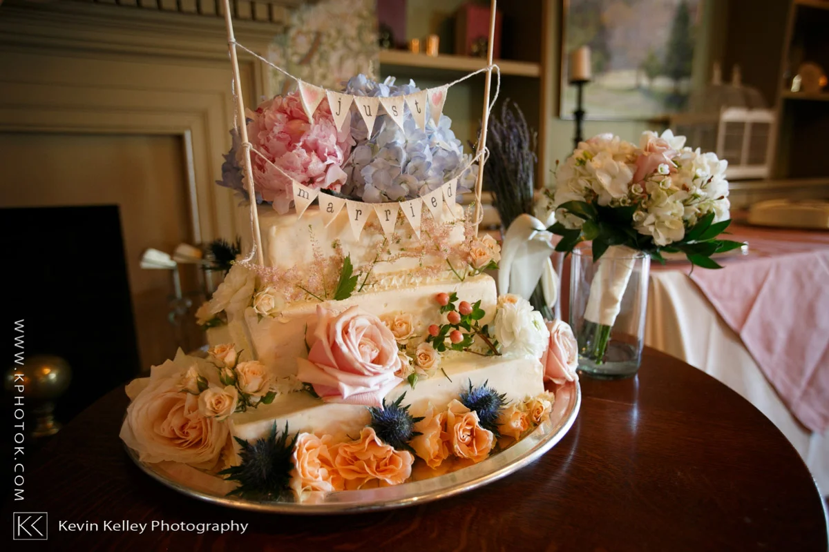 new-haven-counrtry-club-wedding-ct-christine-ben-2011.jpg