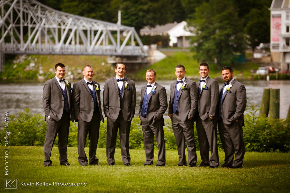 Riverhouse-at-goodspeed-station-wedding-2036.jpg