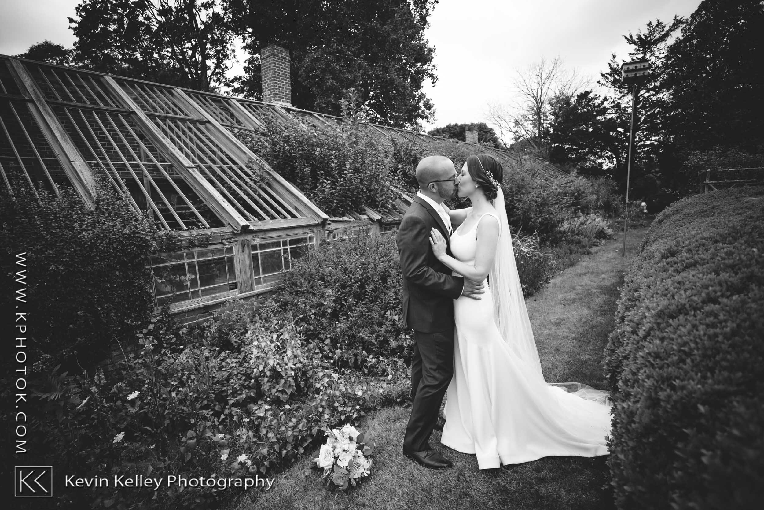 Ashley-Andrew-Stone-Acres-Farm-ct-wedding-photographer-connecticut-venue-2020.jpg