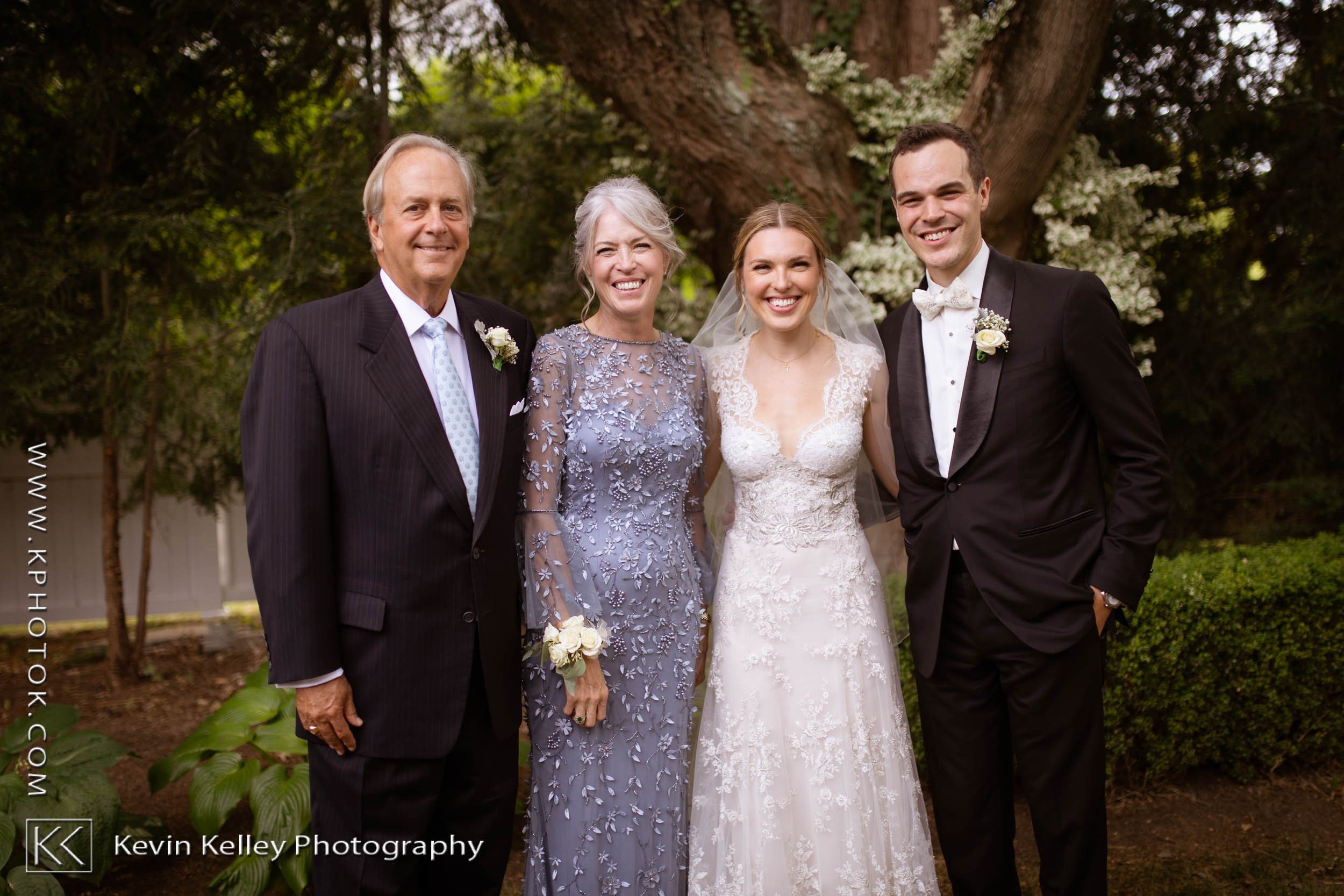 Roger_Sherman_Inn_wedding-2041.jpg