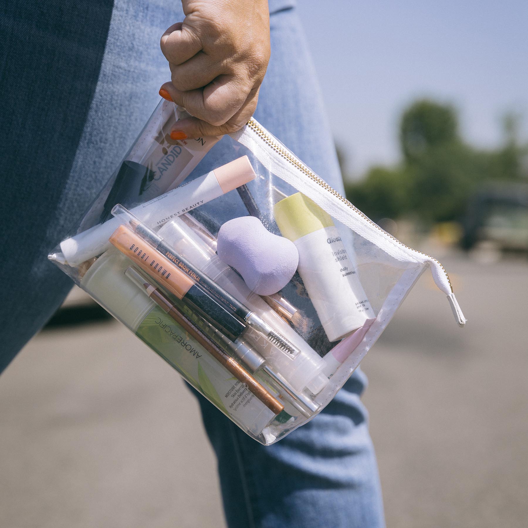 All The Unexpected Ways To Use Your Makeup Sponge