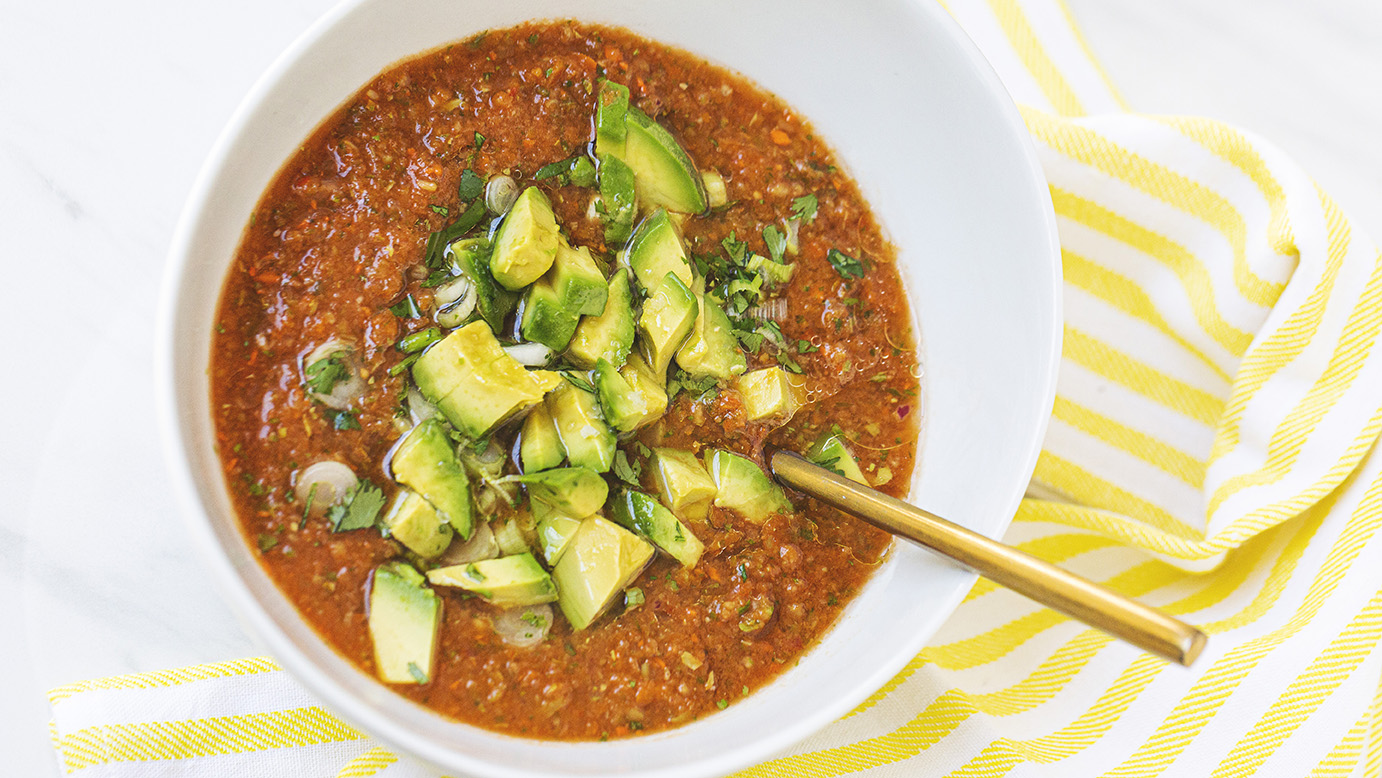 How To Make A Gorgeous 3-Second Gazpacho