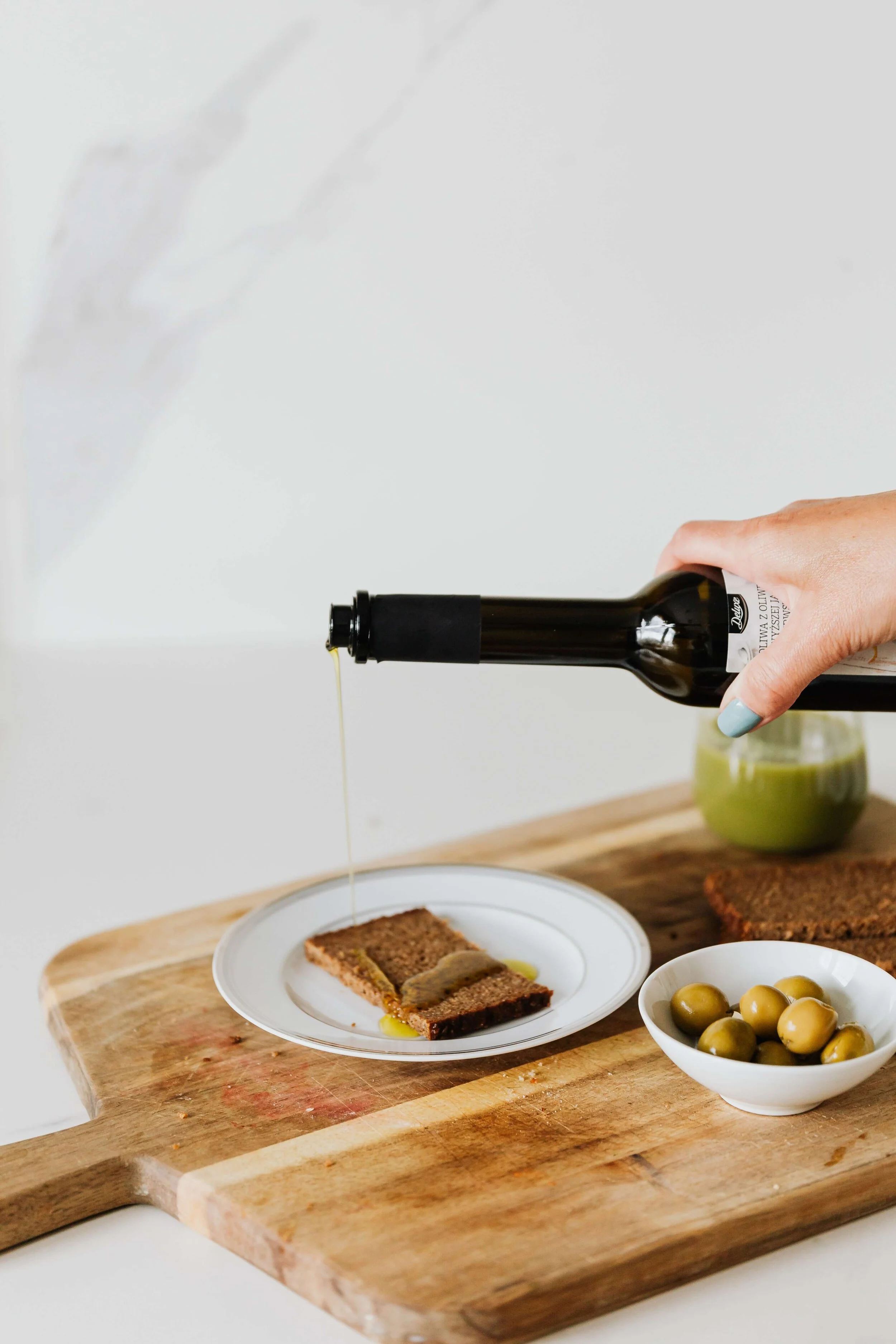 The Definitive Guide To Every Confusing “Healthy” Cooking Oil